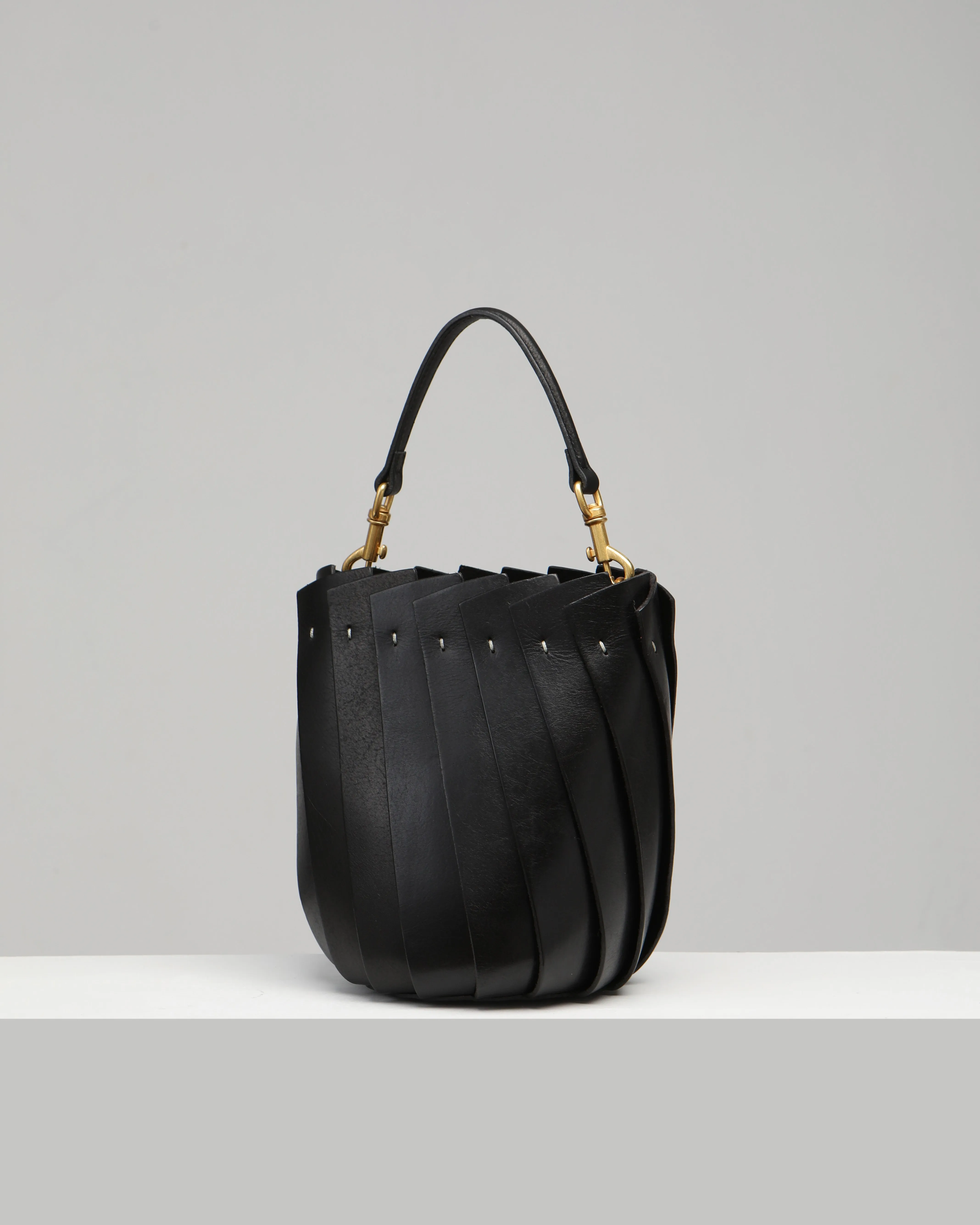 Bloom Bucket Tote - Black
