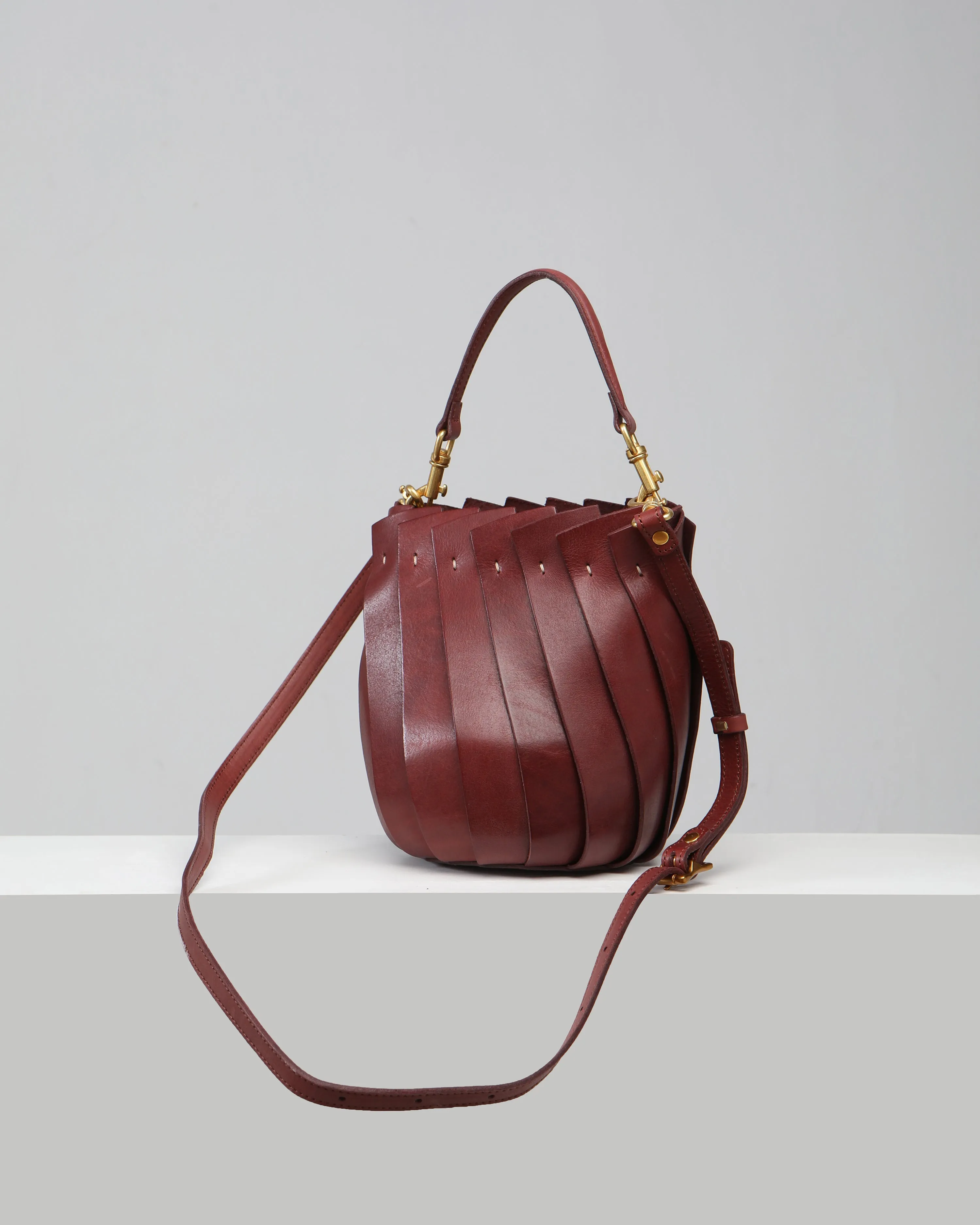 Bloom Bucket Tote - Chestnut
