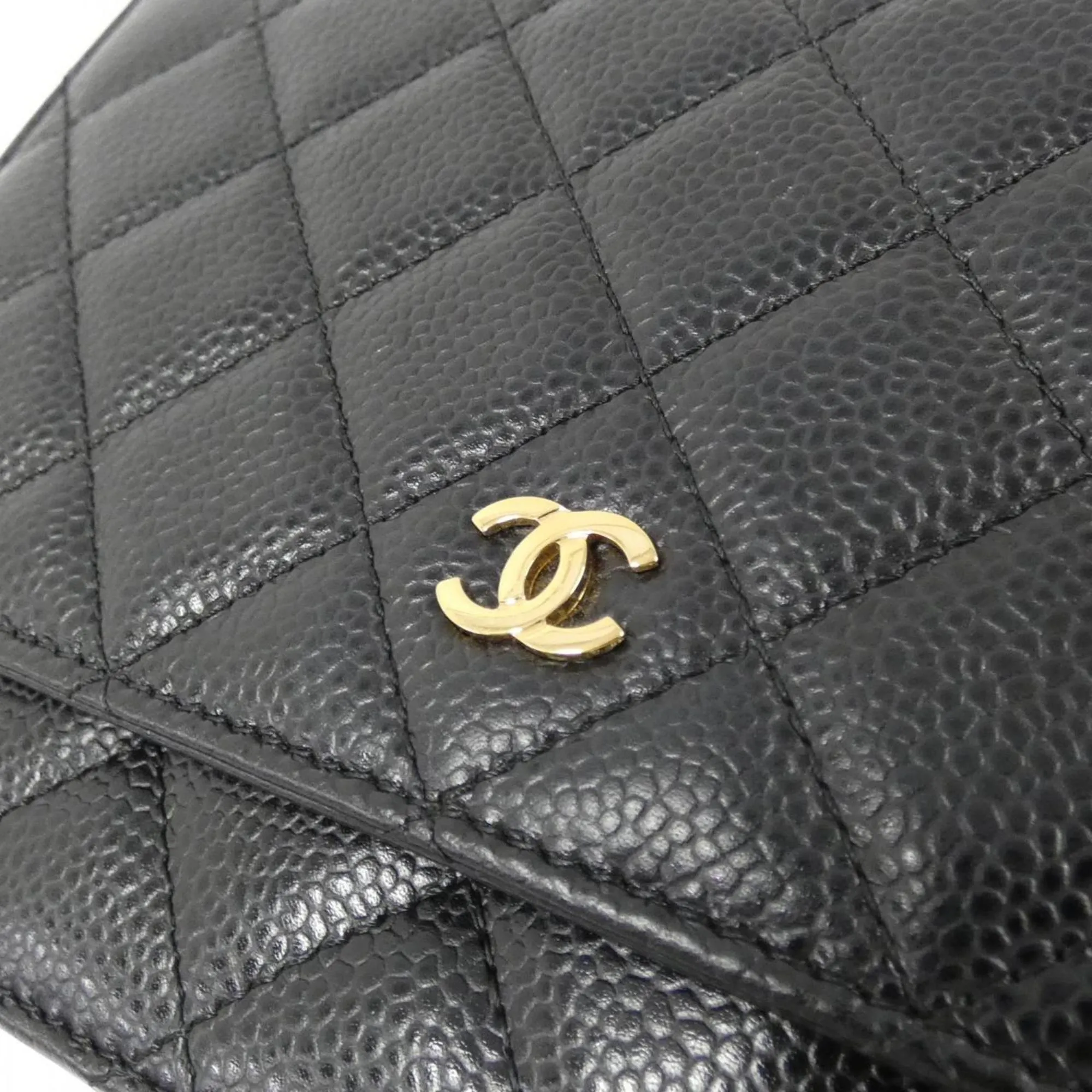 Chanel  Caviar Leather Chain/Shoulder Wallet (Pre-Owned)