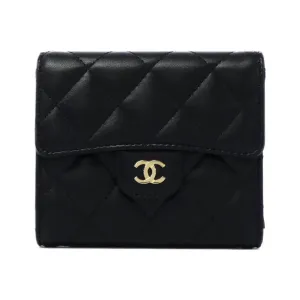 Chanel  gold Leather Wallet (Tri-Fold) (Pre-Owned)