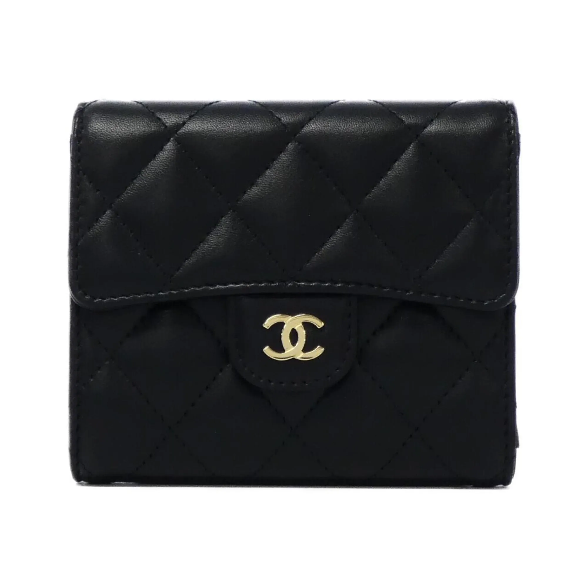 Chanel  gold Leather Wallet (Tri-Fold) (Pre-Owned)
