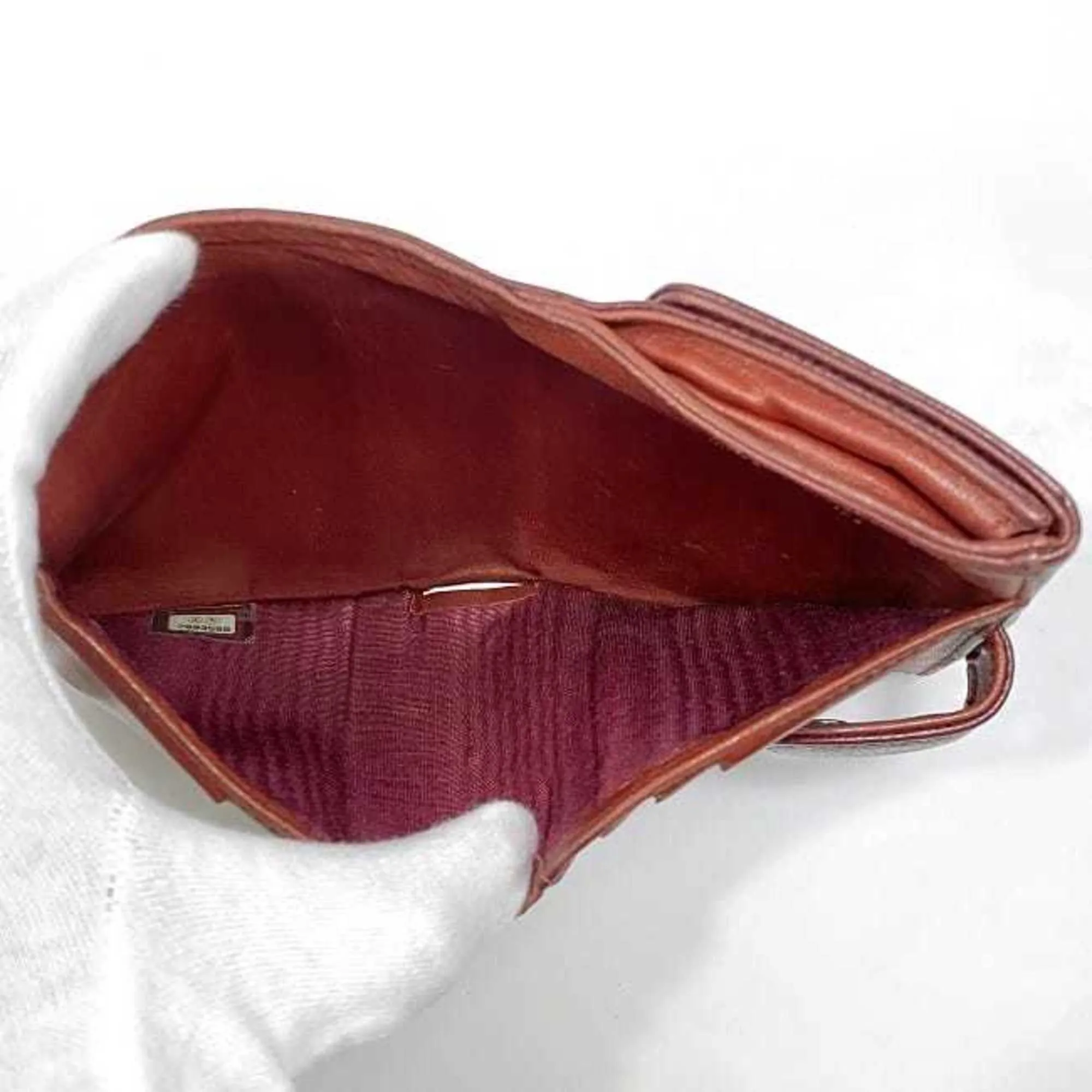 Chanel Grained Calfskin Leather Wallet (Bi-Fold) (Pre-Owned)