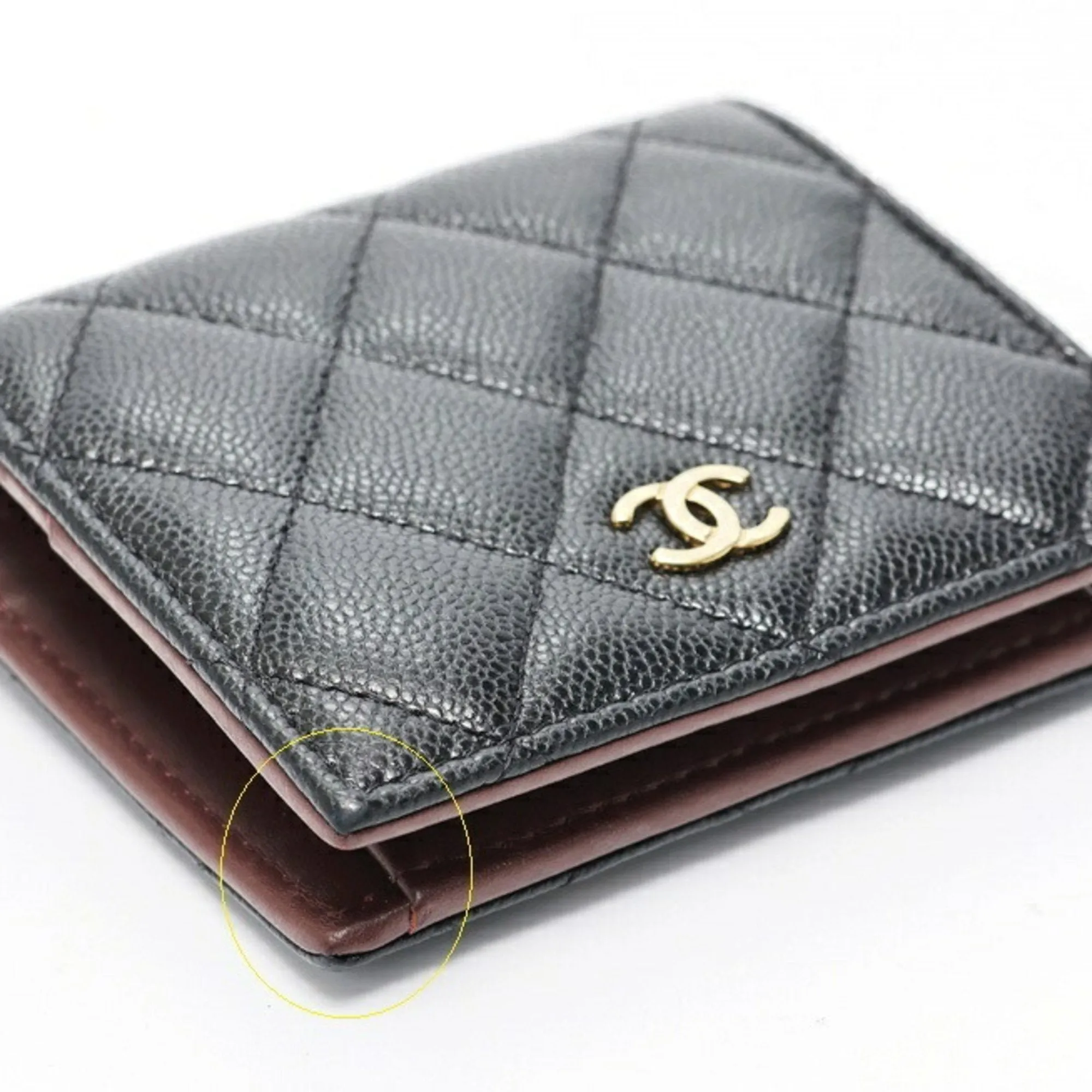 Chanel Grained Calfskin Wallet (Bi-Fold) (Pre-Owned)