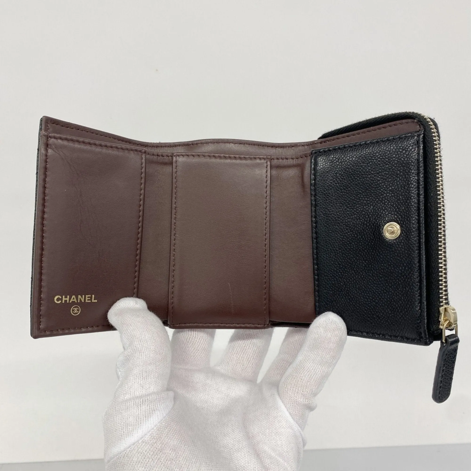 Chanel Grained Calfskin Wallet (Tri-Fold) (Pre-Owned)
