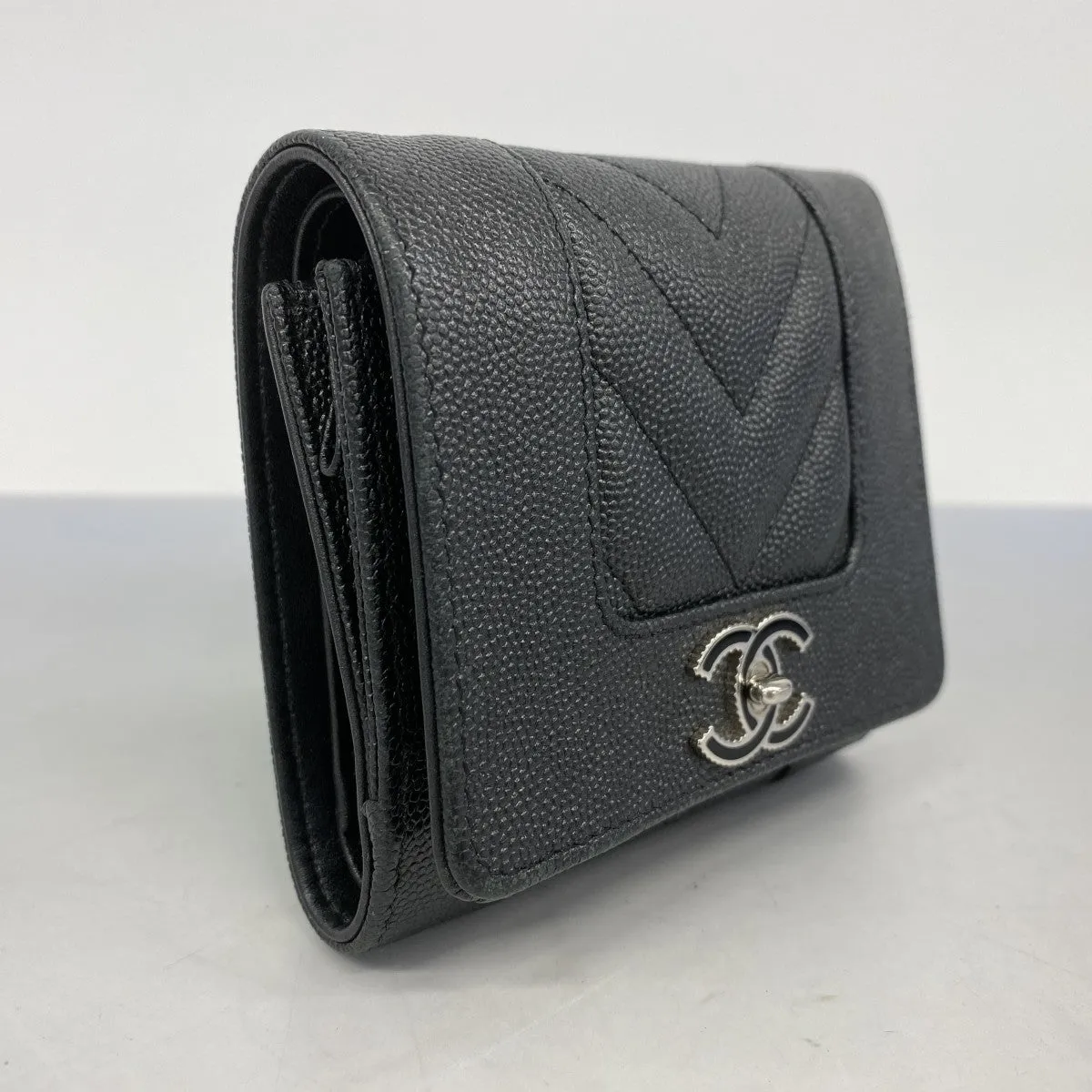 Chanel Grained Calfskin Wallet (Tri-Fold) (Pre-Owned)