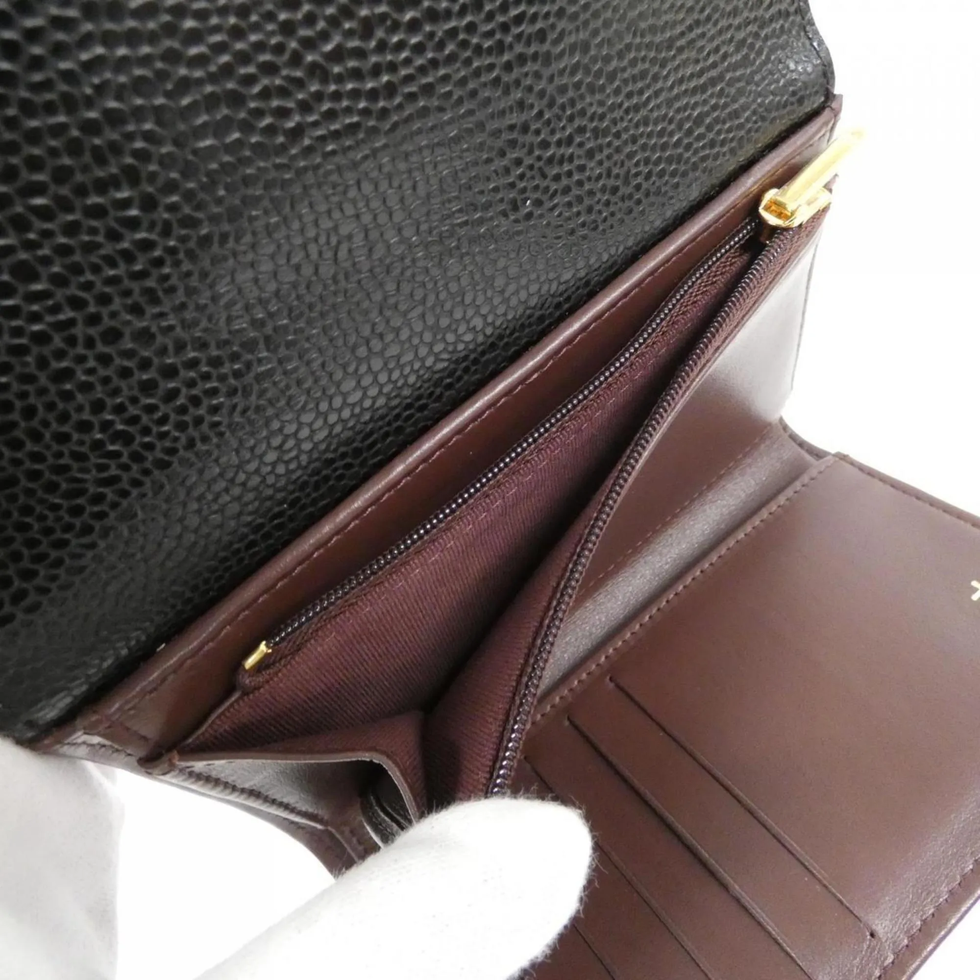 Chanel  Grained Calfskin Wallet (Tri-Fold) (Pre-Owned)