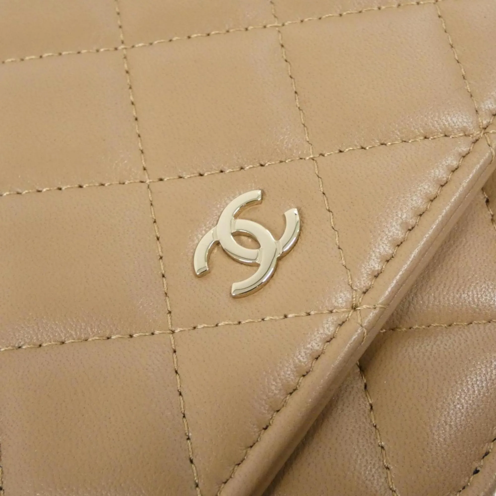 Chanel Leather Chain/Shoulder Wallet (Pre-Owned)
