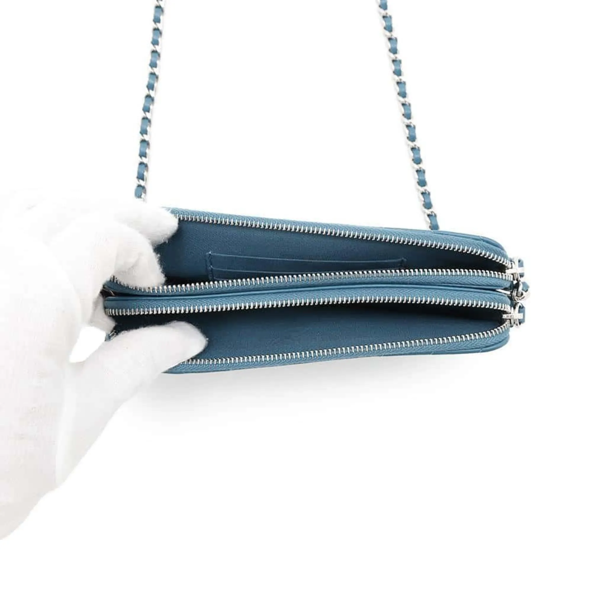Chanel Leather Chain/Shoulder Wallet (Pre-Owned)