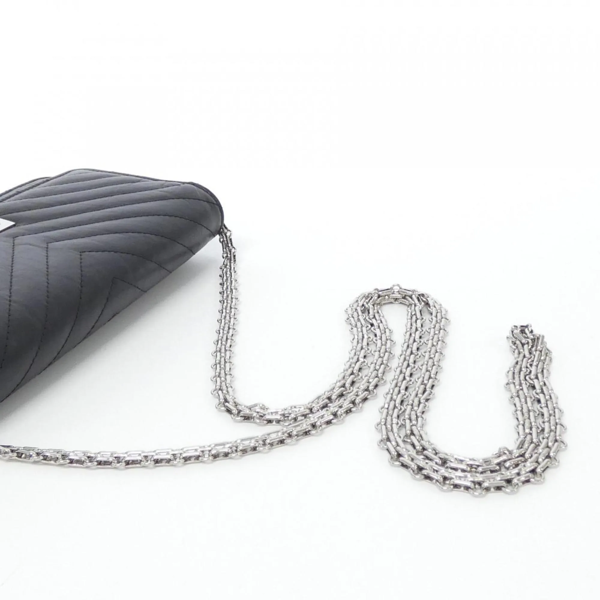 Chanel Leather Chain/Shoulder Wallet (Pre-Owned)