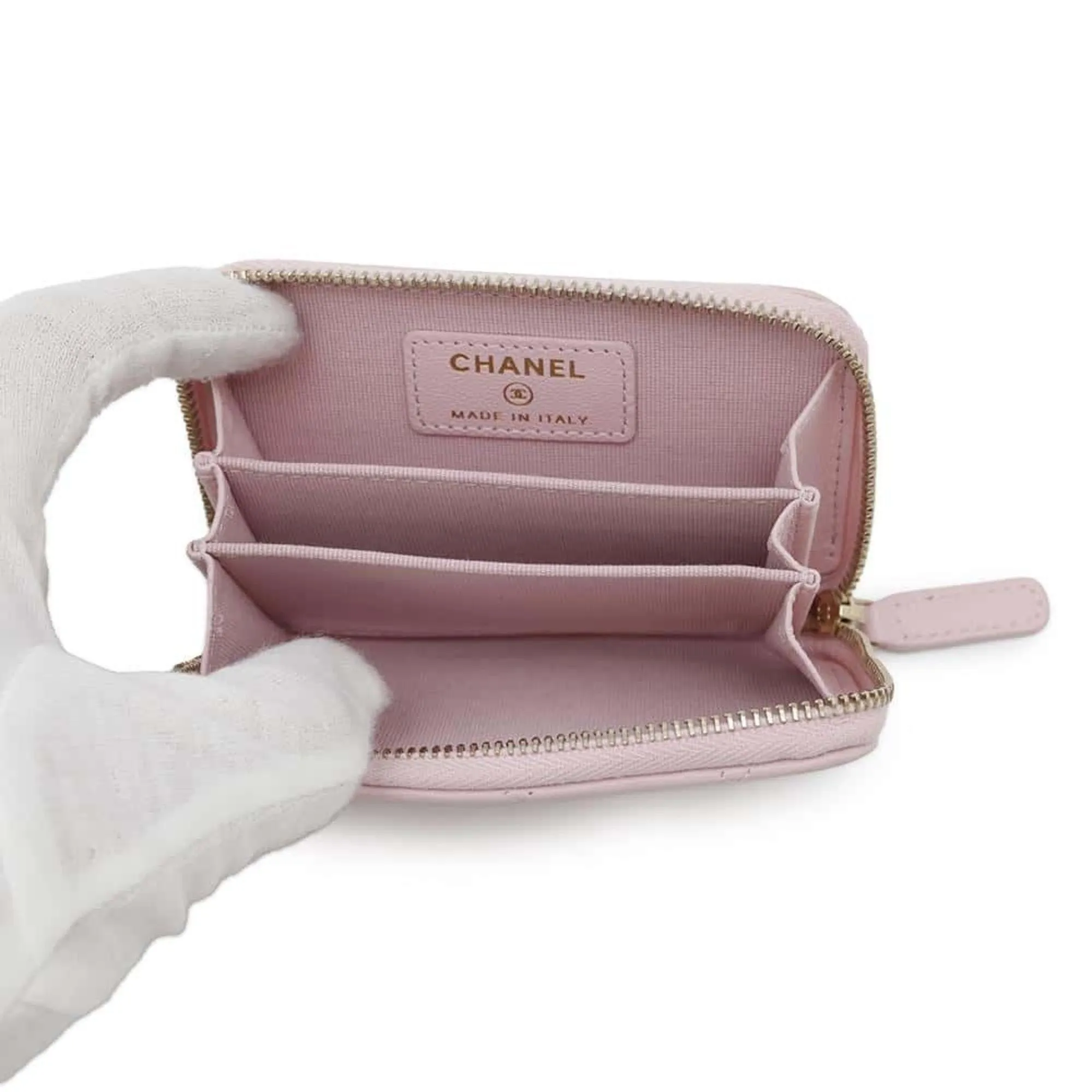 Chanel Leather Coin Purse/Coin Case (Pre-Owned)