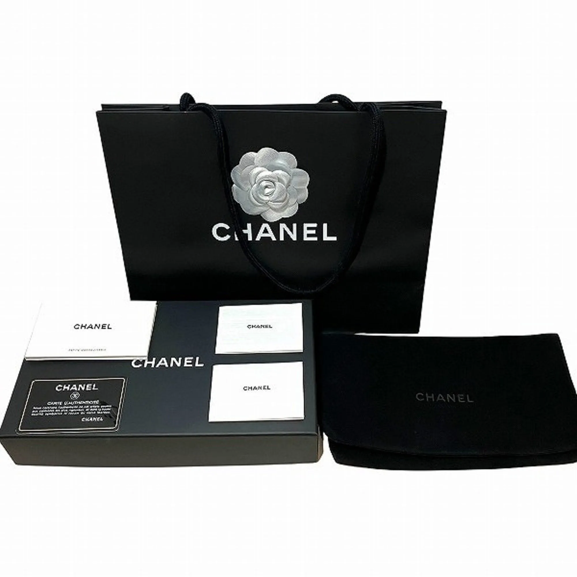 Chanel Leather Long Wallet (Bi-Fold) (Pre-Owned)