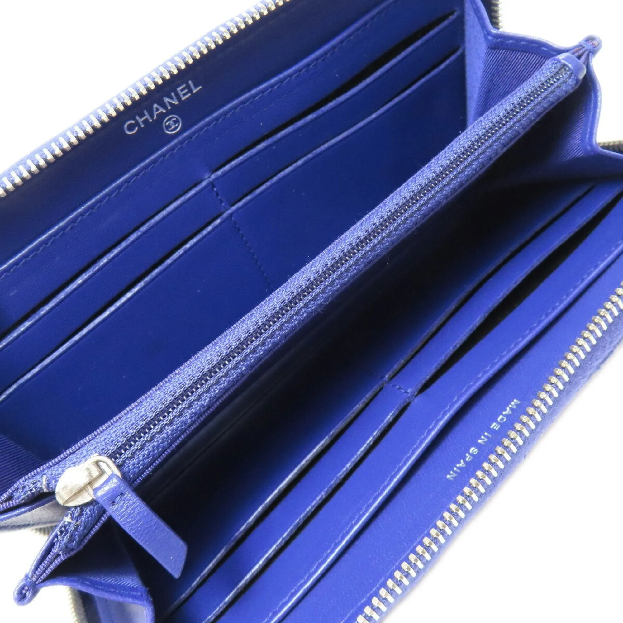 Chanel Leather Long Wallet (Bi-Fold) (Pre-Owned)