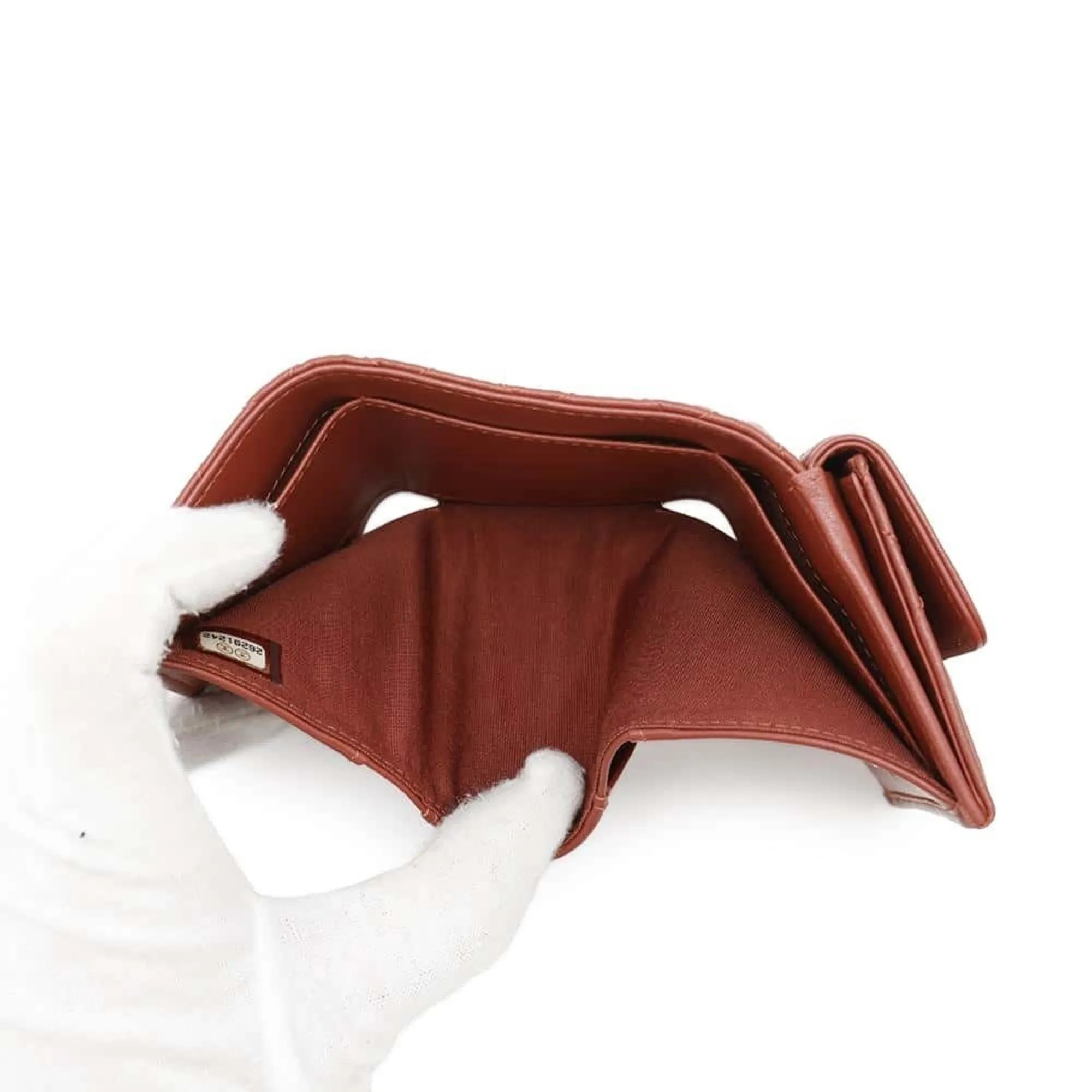 Chanel Leather Wallet (Tri-Fold) (Pre-Owned)