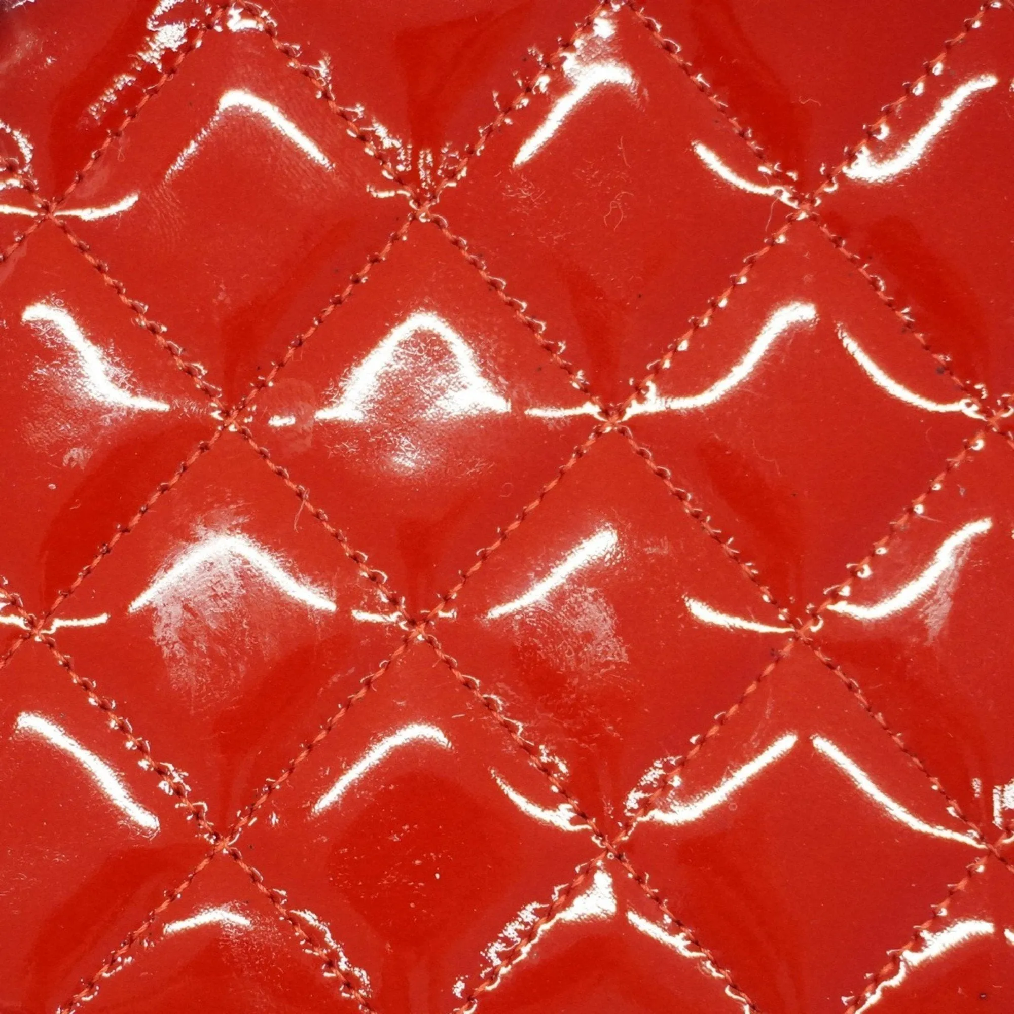 Chanel Patent Leather Chain/Shoulder Wallet (Pre-Owned)
