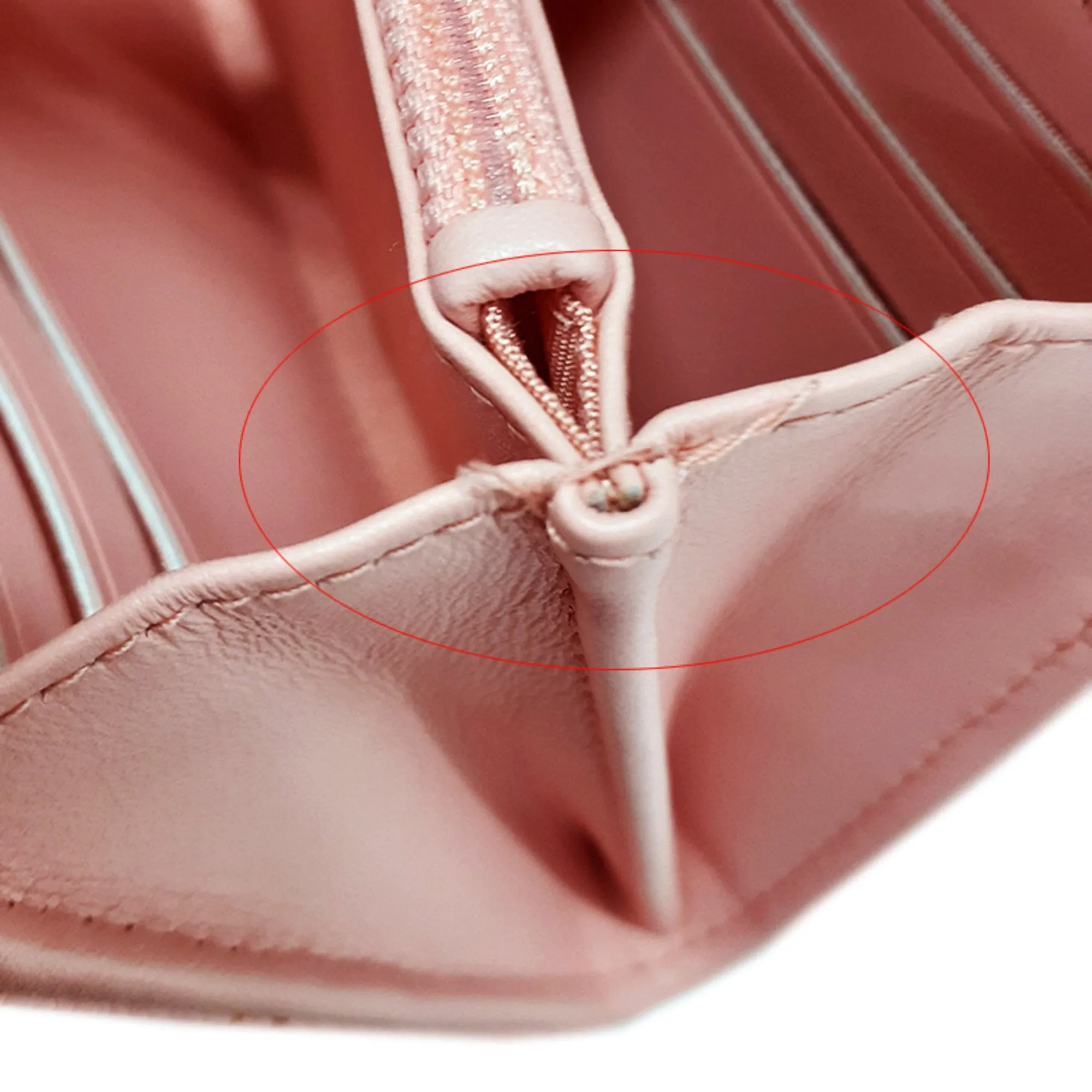 Chanel pink Grained Calfskin Long Wallet (Bi-Fold) (Pre-Owned)
