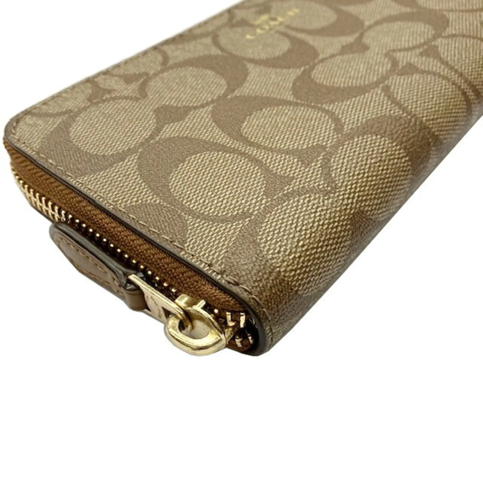 Coach Signature Pvc Wallet (Bi-Fold) (Pre-Owned)
