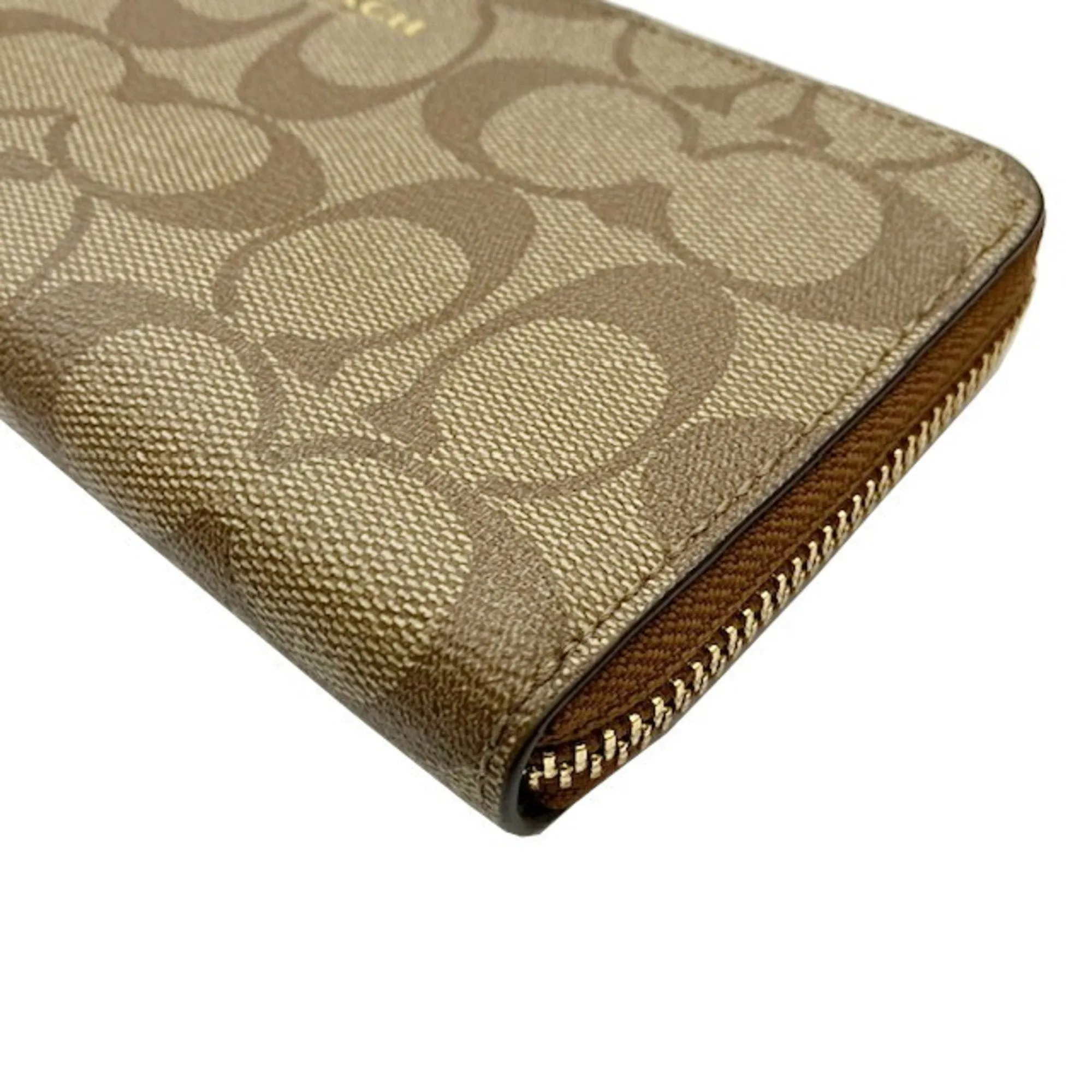 Coach Signature Pvc Wallet (Bi-Fold) (Pre-Owned)