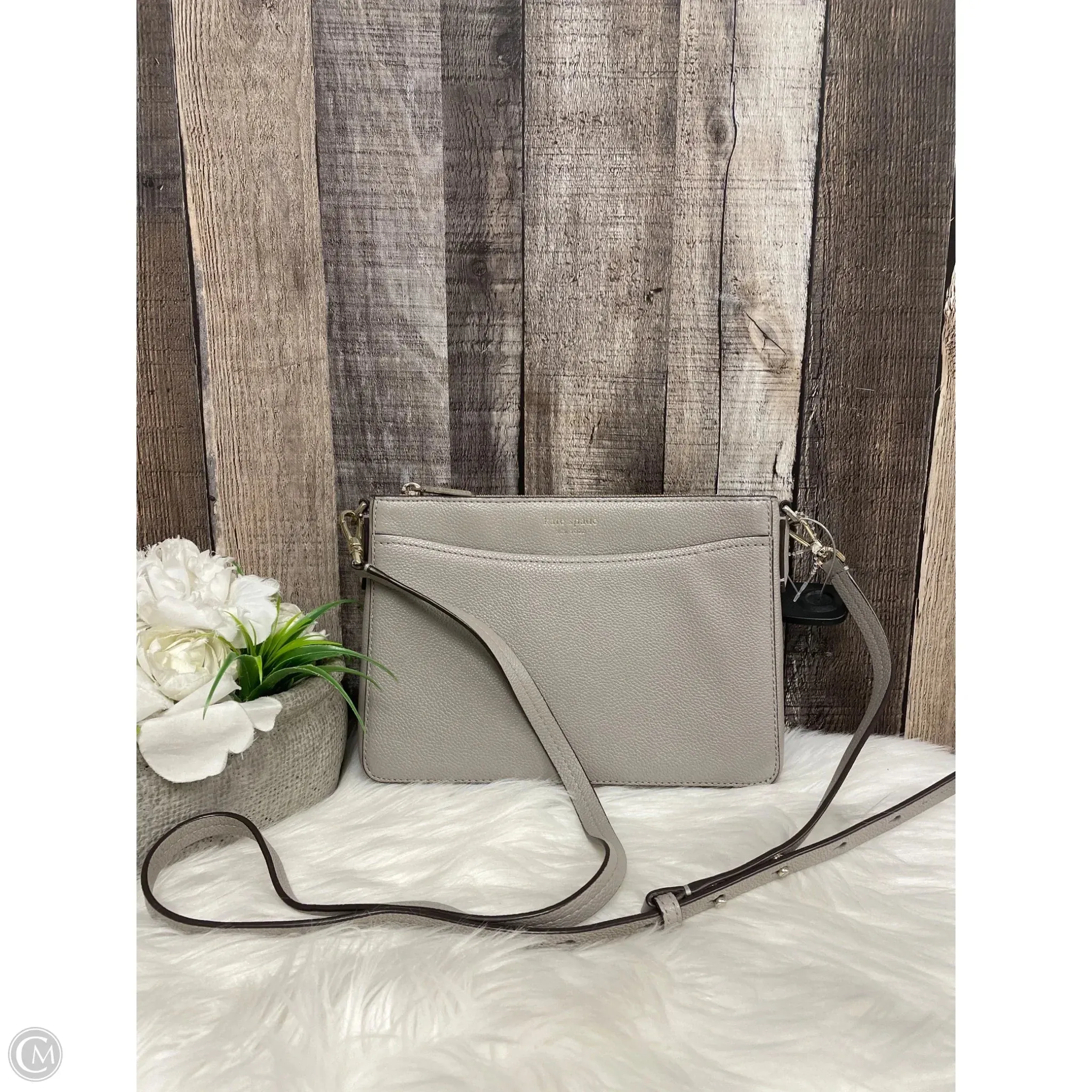 Crossbody Designer By Kate Spade, Size: Medium