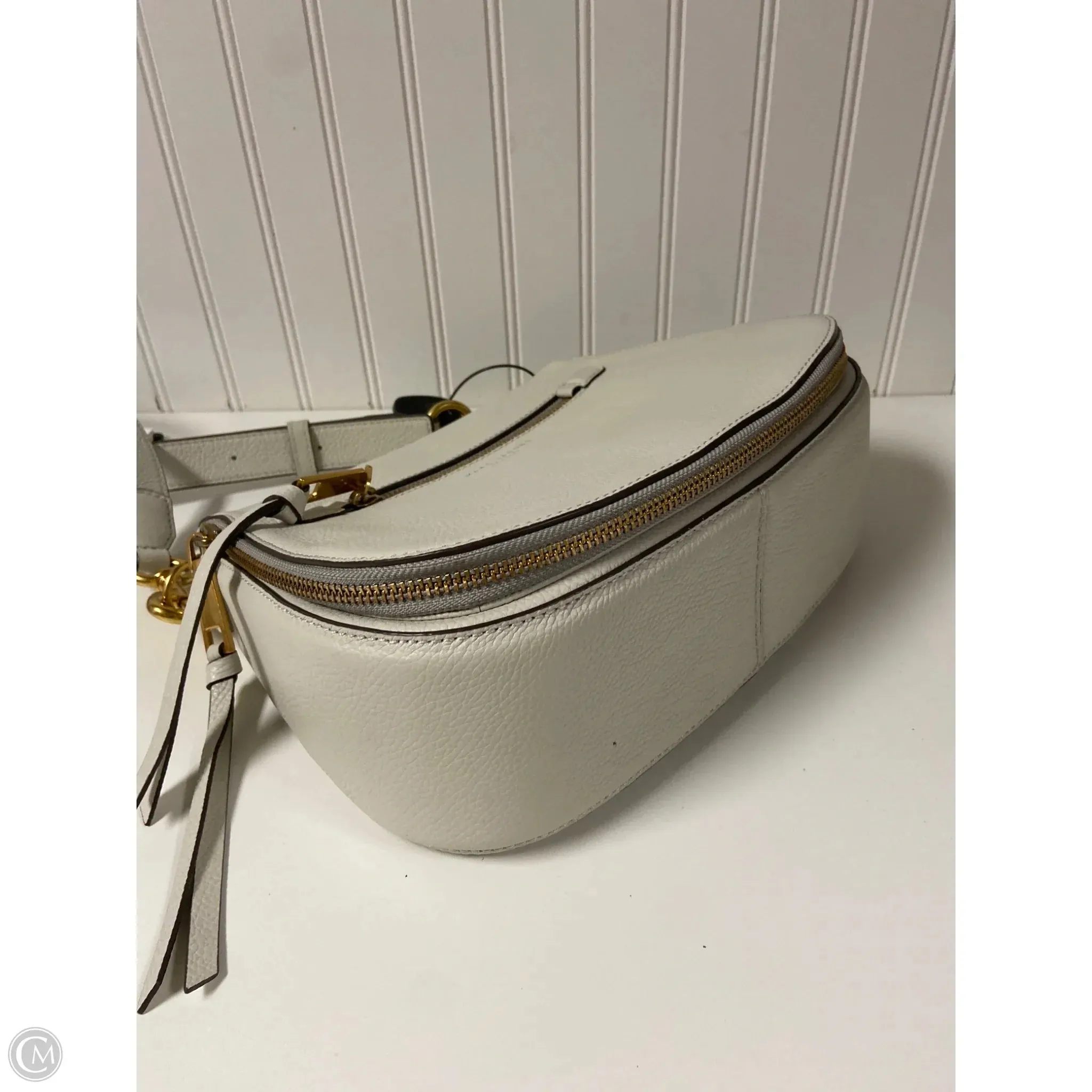 Crossbody Designer By Marc Jacobs, Size: Large