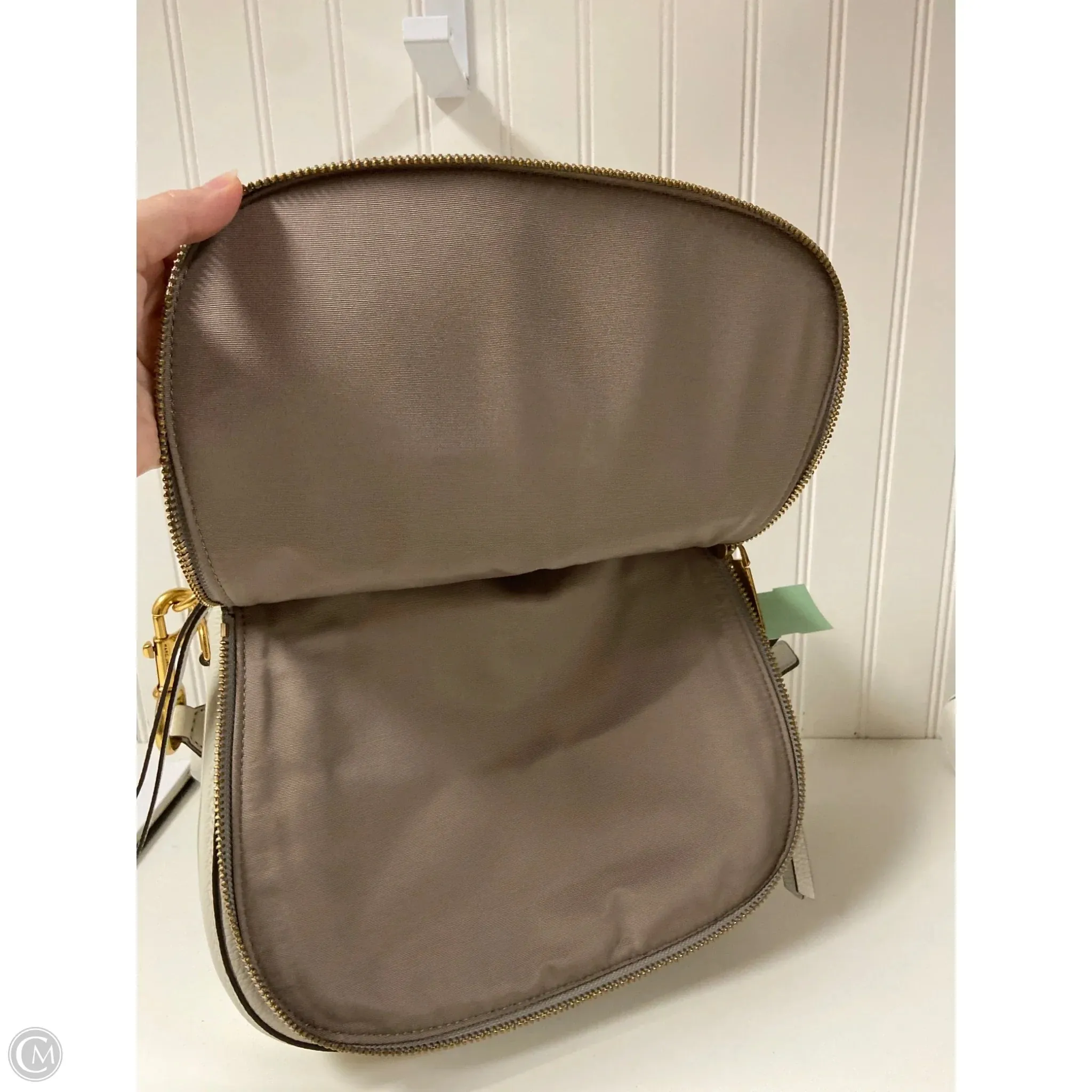 Crossbody Designer By Marc Jacobs, Size: Large