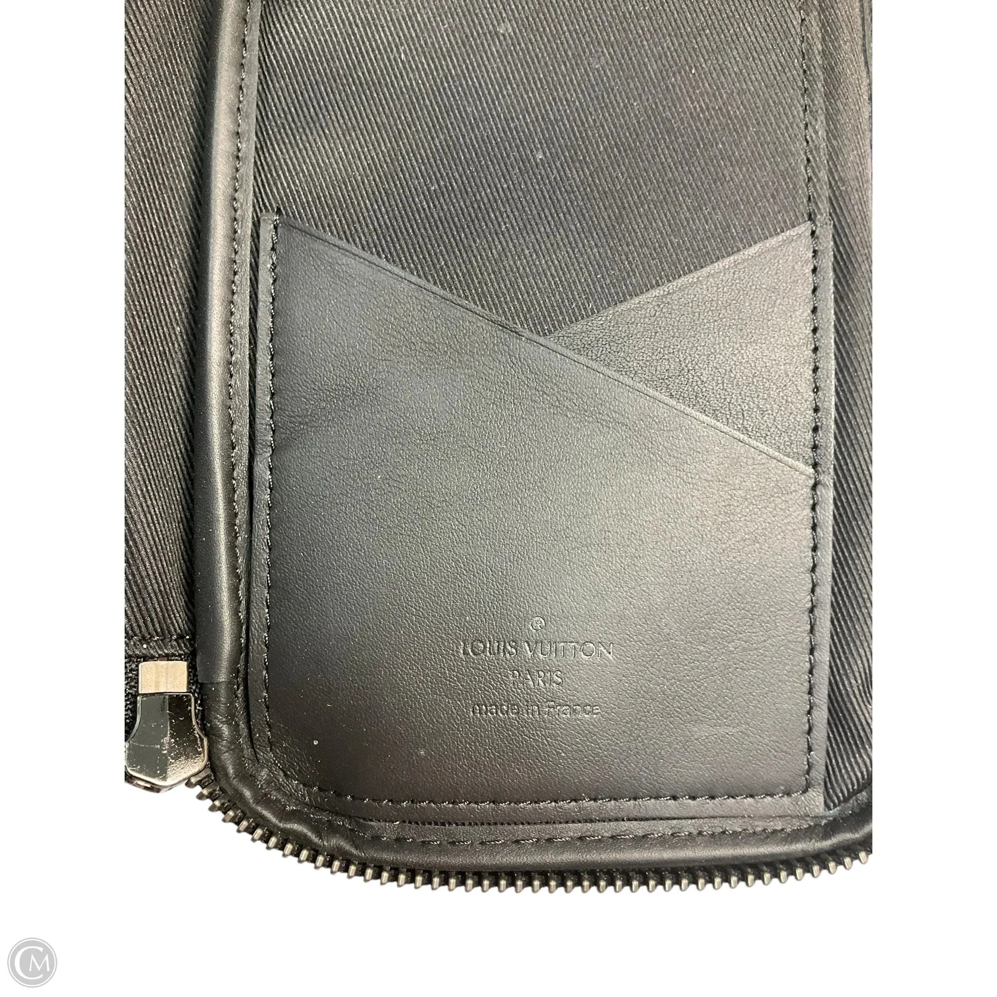 Crossbody Luxury Designer By Louis Vuitton, Size: Small