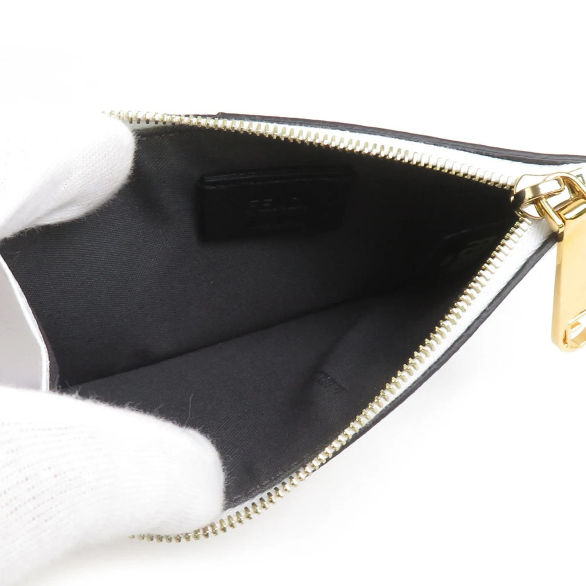 Fendi Leather Coin Purse/Coin Case (Pre-Owned)