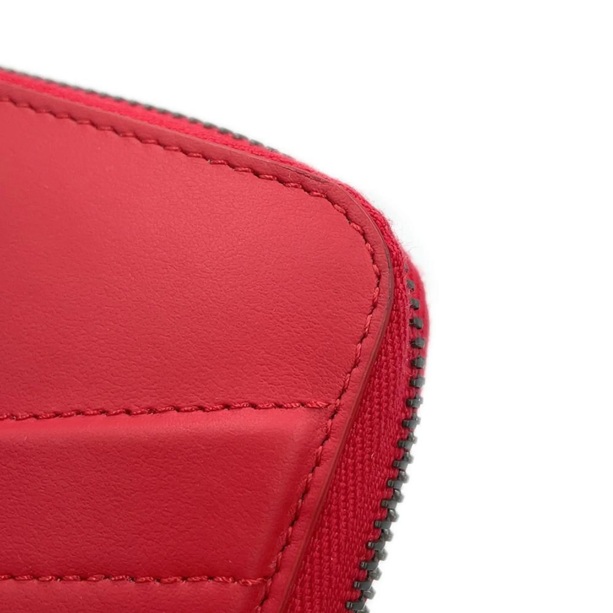 Fendi Leather Long Wallet (Bi-Fold) (Pre-Owned)