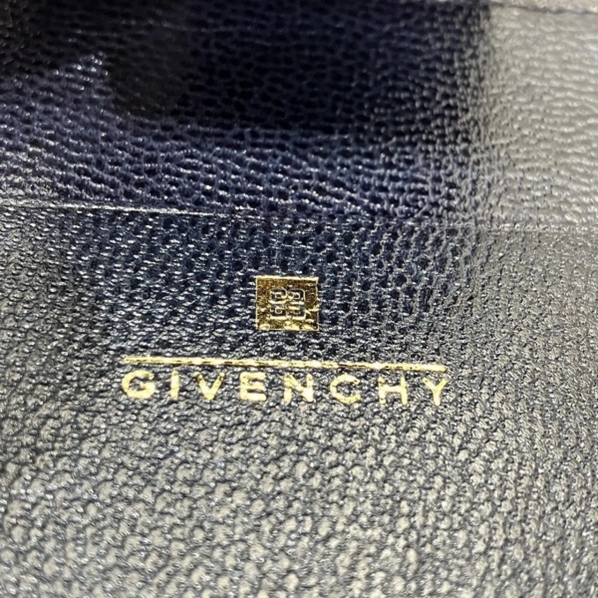 Givenchy Leather Wallet (Bi-Fold) (Pre-Owned)