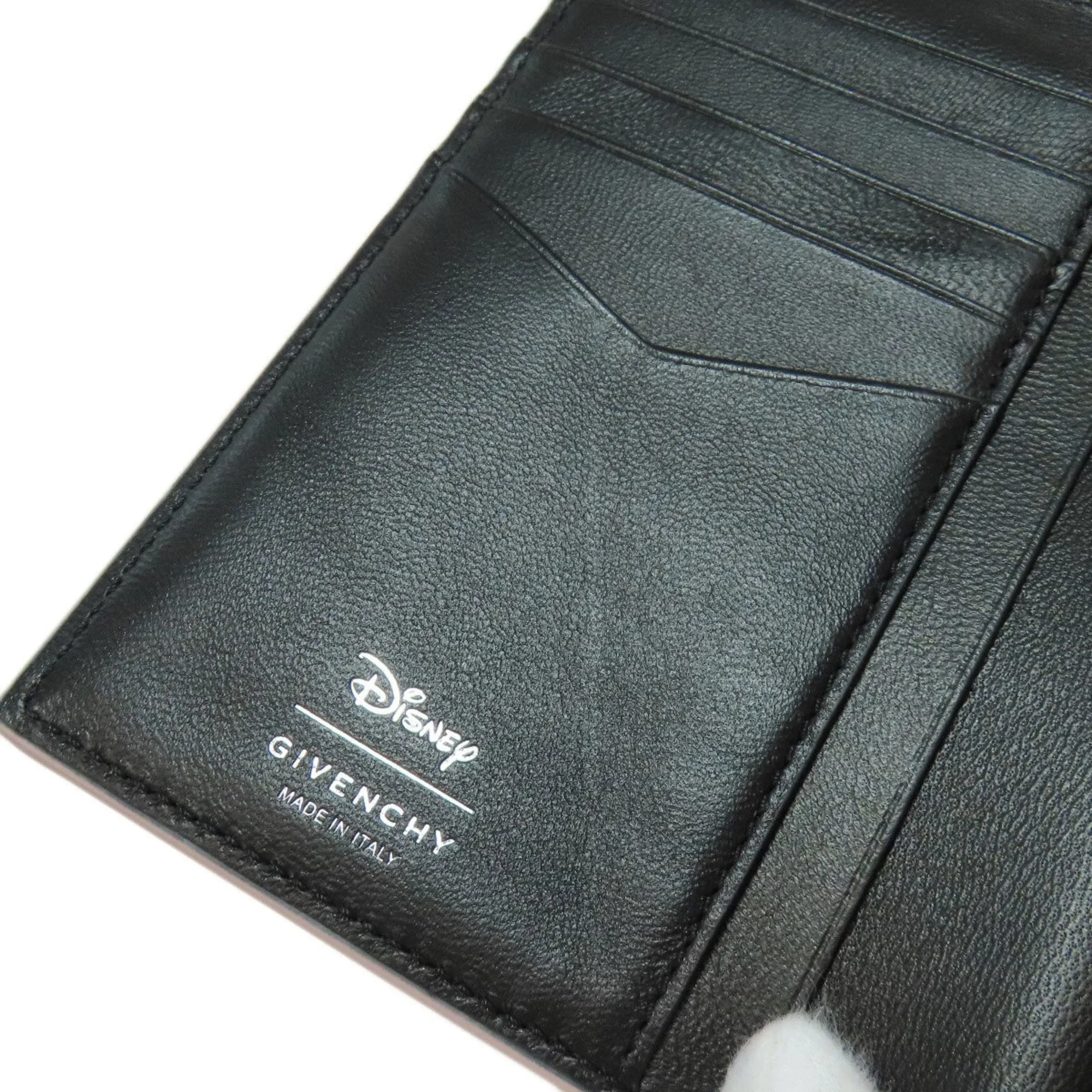 Givenchy Leather Wallet (Bi-Fold) (Pre-Owned)