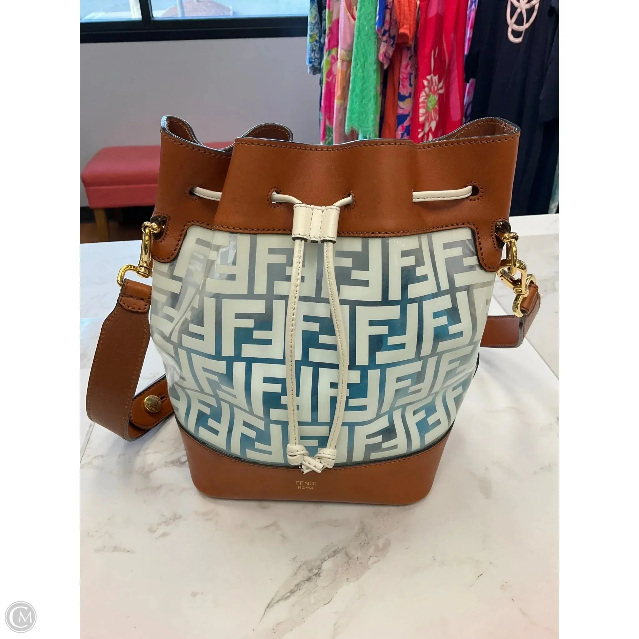 Handbag Luxury Designer By Fendi, Size: Medium