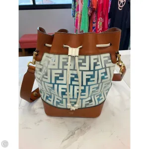 Handbag Luxury Designer By Fendi, Size: Medium