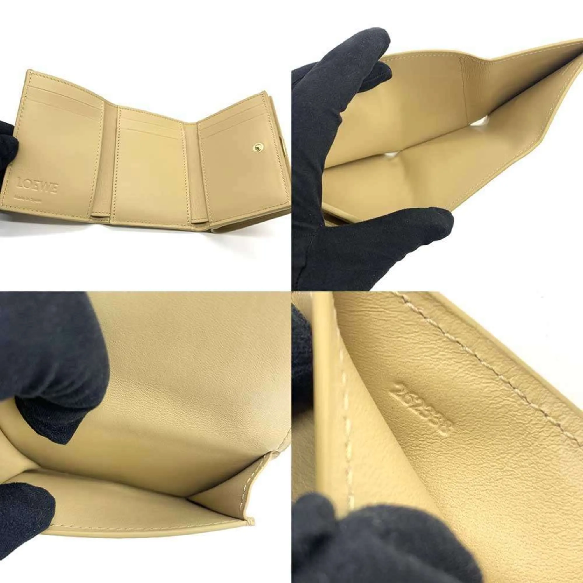 Loewe Leather Wallet (Tri-Fold) (Pre-Owned)