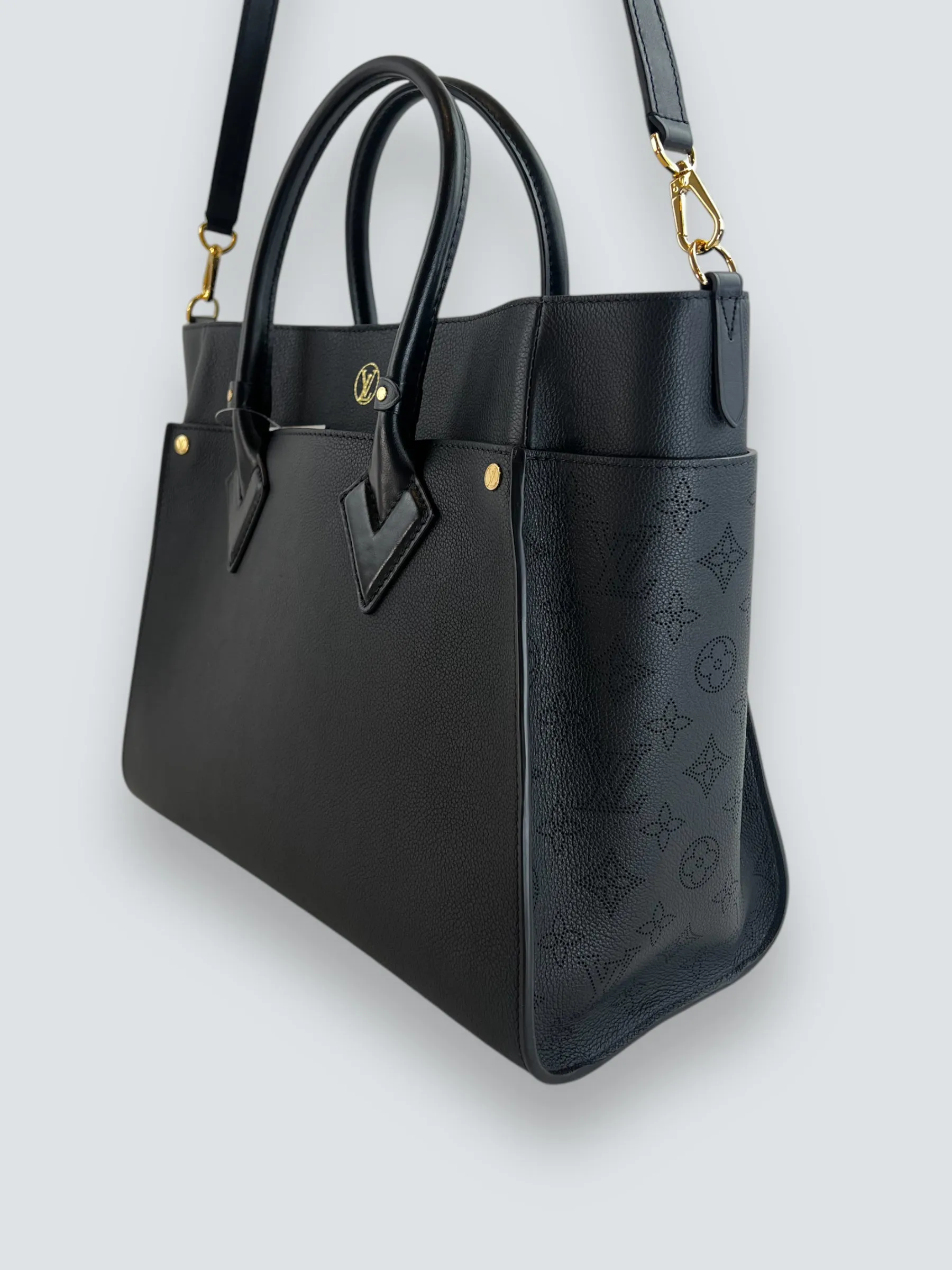 Louis Vuitton Black Leather "On My Side" GM Tote