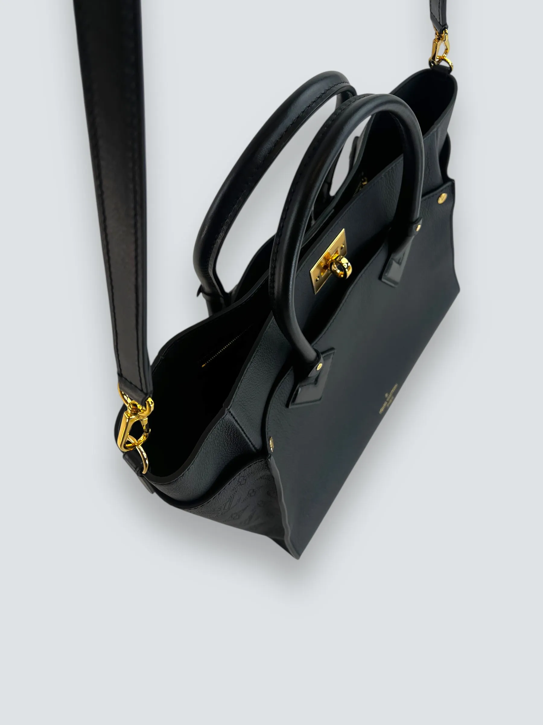 Louis Vuitton Black Leather "On My Side" GM Tote