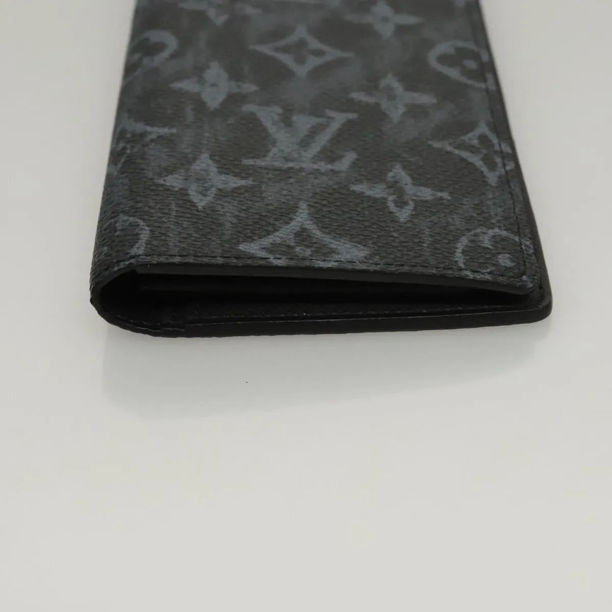 Louis Vuitton Brazza Canvas Wallet (Pre-Owned)