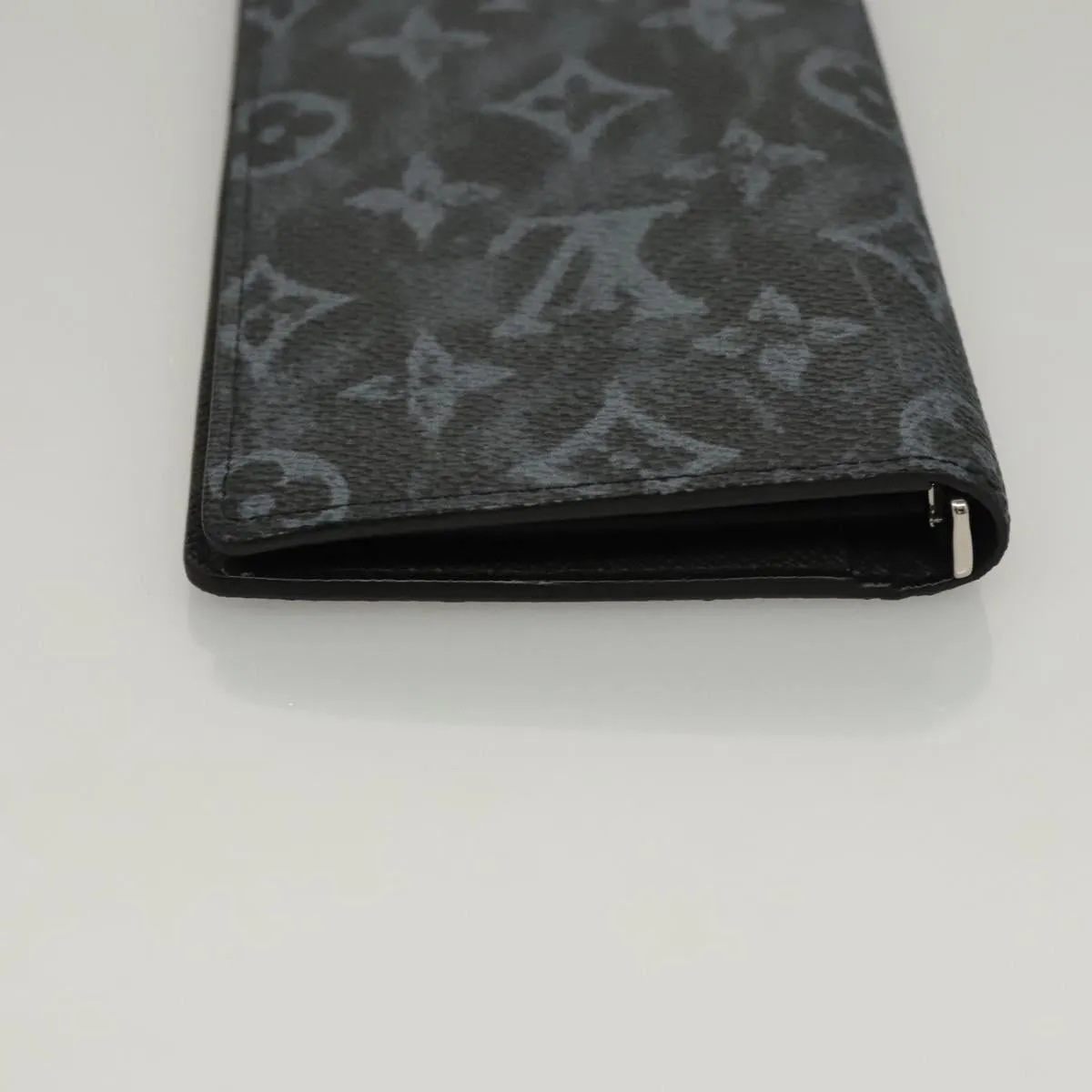 Louis Vuitton Brazza Canvas Wallet (Pre-Owned)