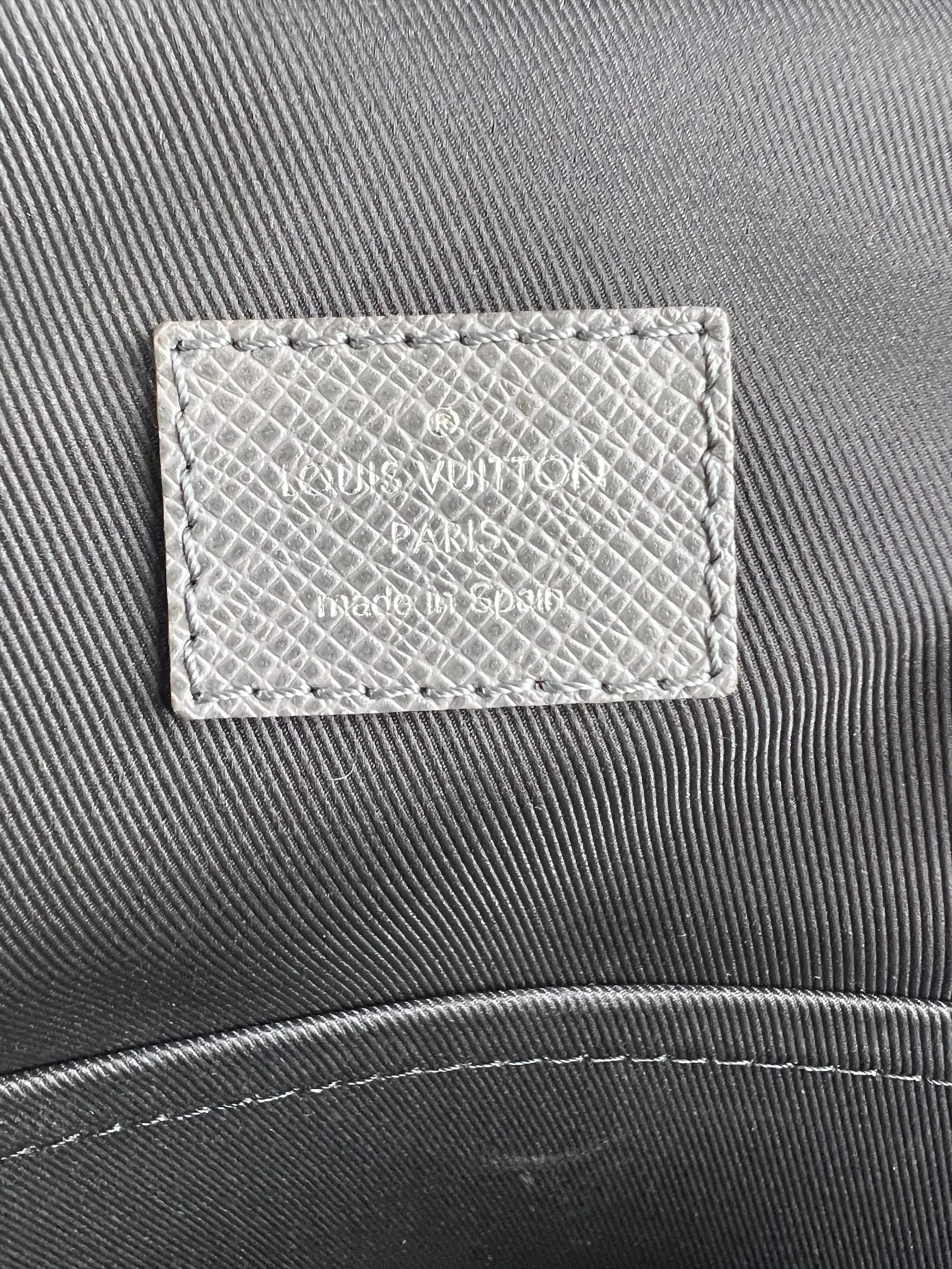 Louis Vuitton Grey Taiga Leather ??Avenue Sling?? Backpack