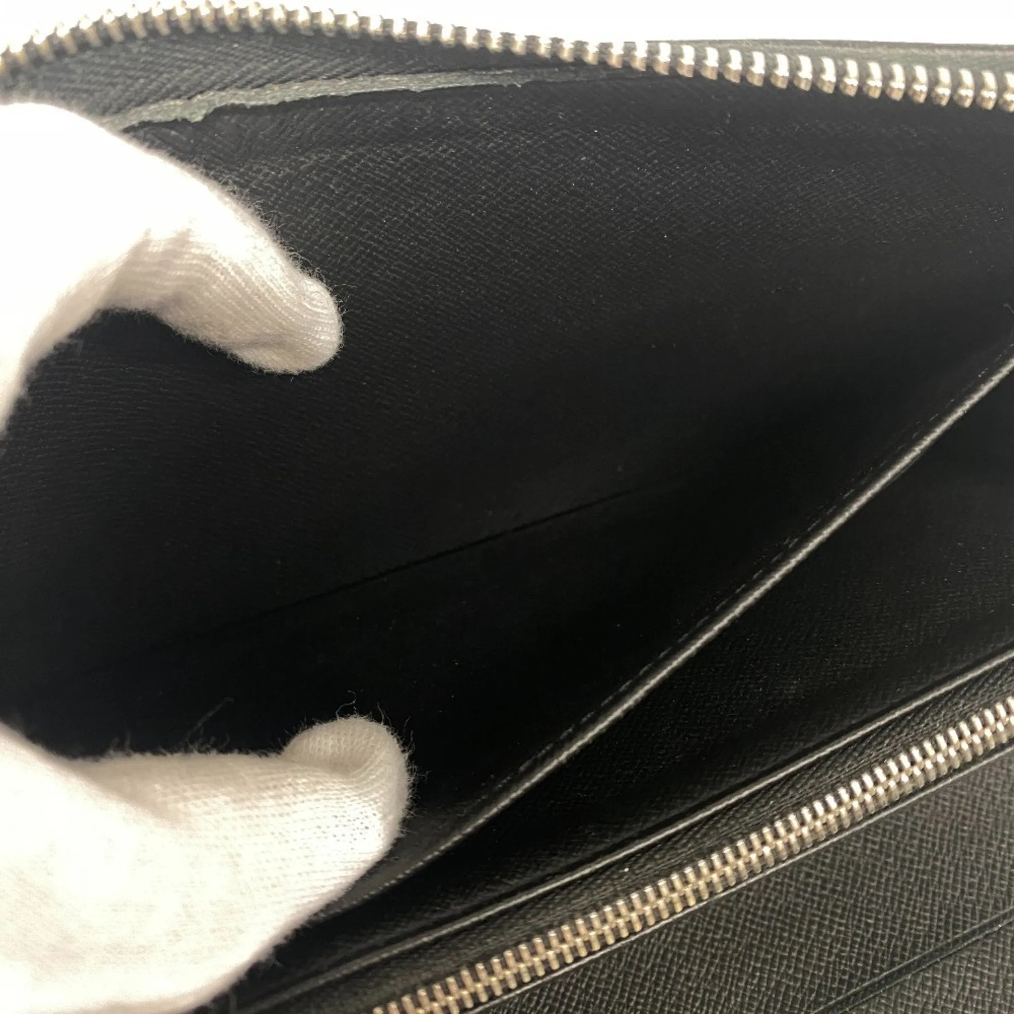 Louis Vuitton Leather Long Wallet (Bi-Fold) (Pre-Owned)