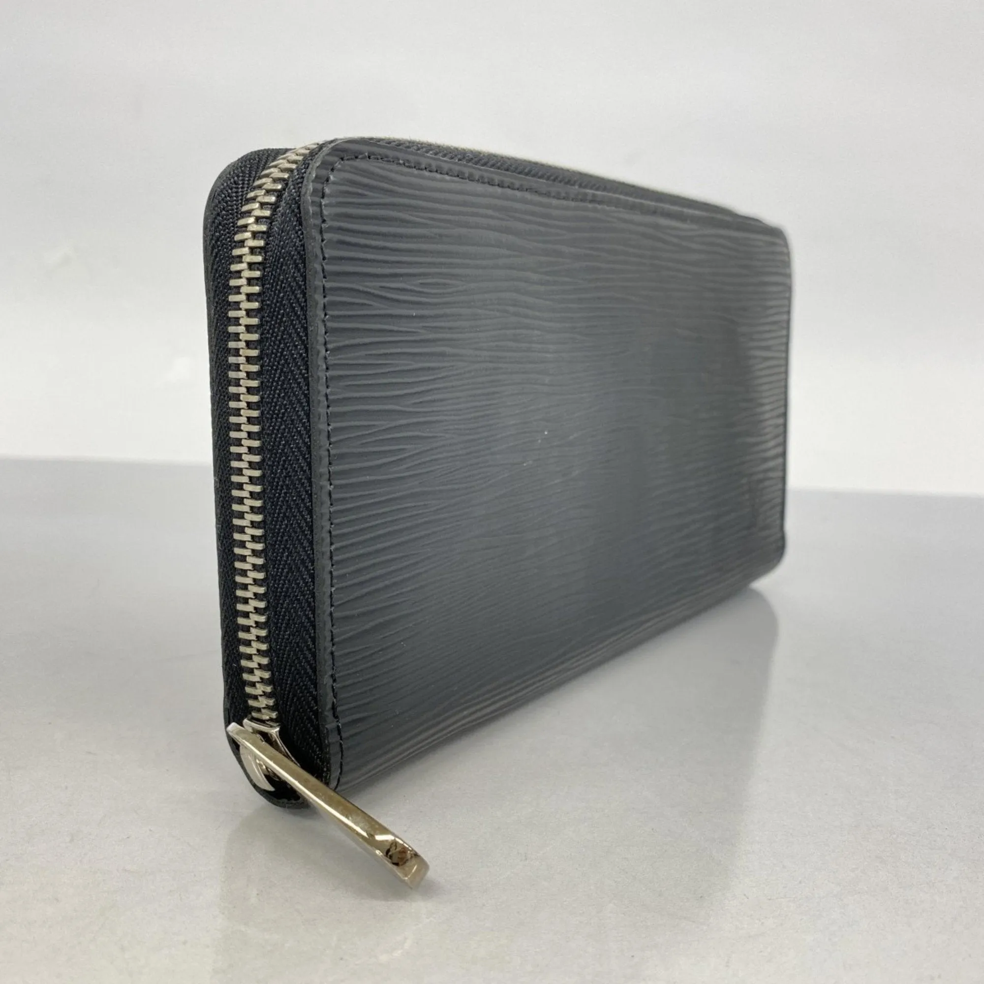 Louis Vuitton Long Wallet (Bi-Fold) (Pre-Owned)
