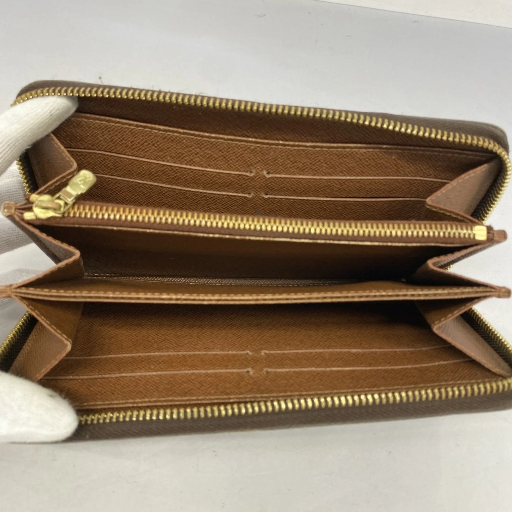 Louis Vuitton Long Wallet (Bi-Fold) (Pre-Owned)