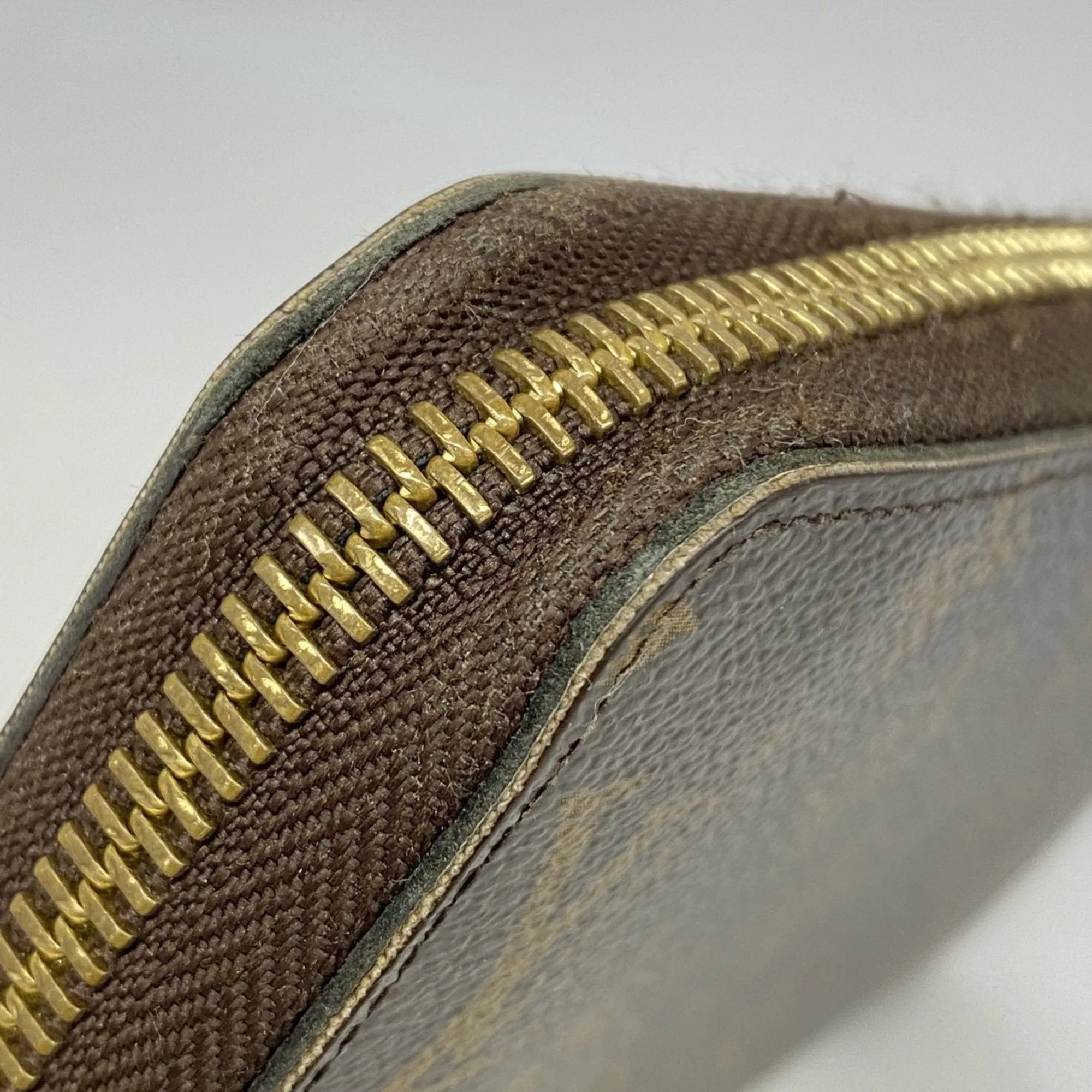 Louis Vuitton Long Wallet (Bi-Fold) (Pre-Owned)