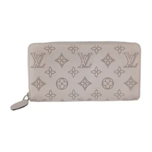 Louis Vuitton Mahina Leather Long Wallet (Bi-Fold) (Pre-Owned)