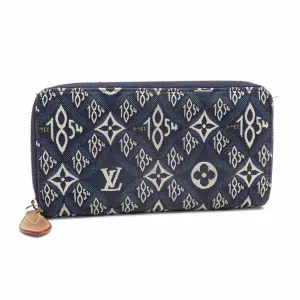 Louis Vuitton Monogram Long Wallet (Bi-Fold) (Pre-Owned)