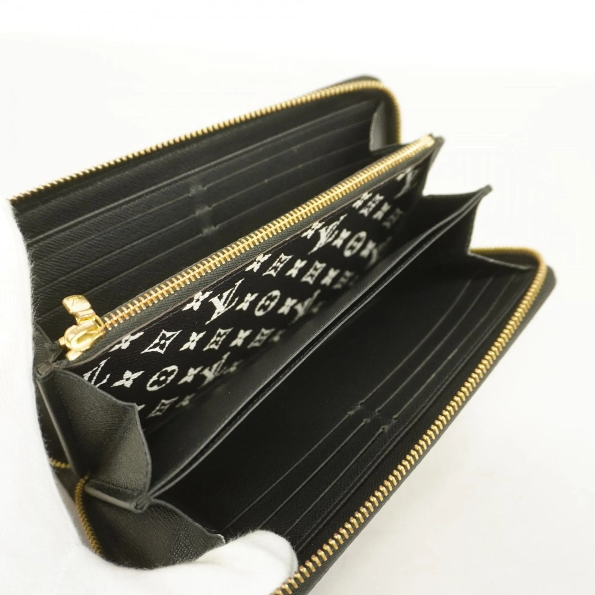 Louis Vuitton Noir Long Wallet (Bi-Fold) (Pre-Owned)