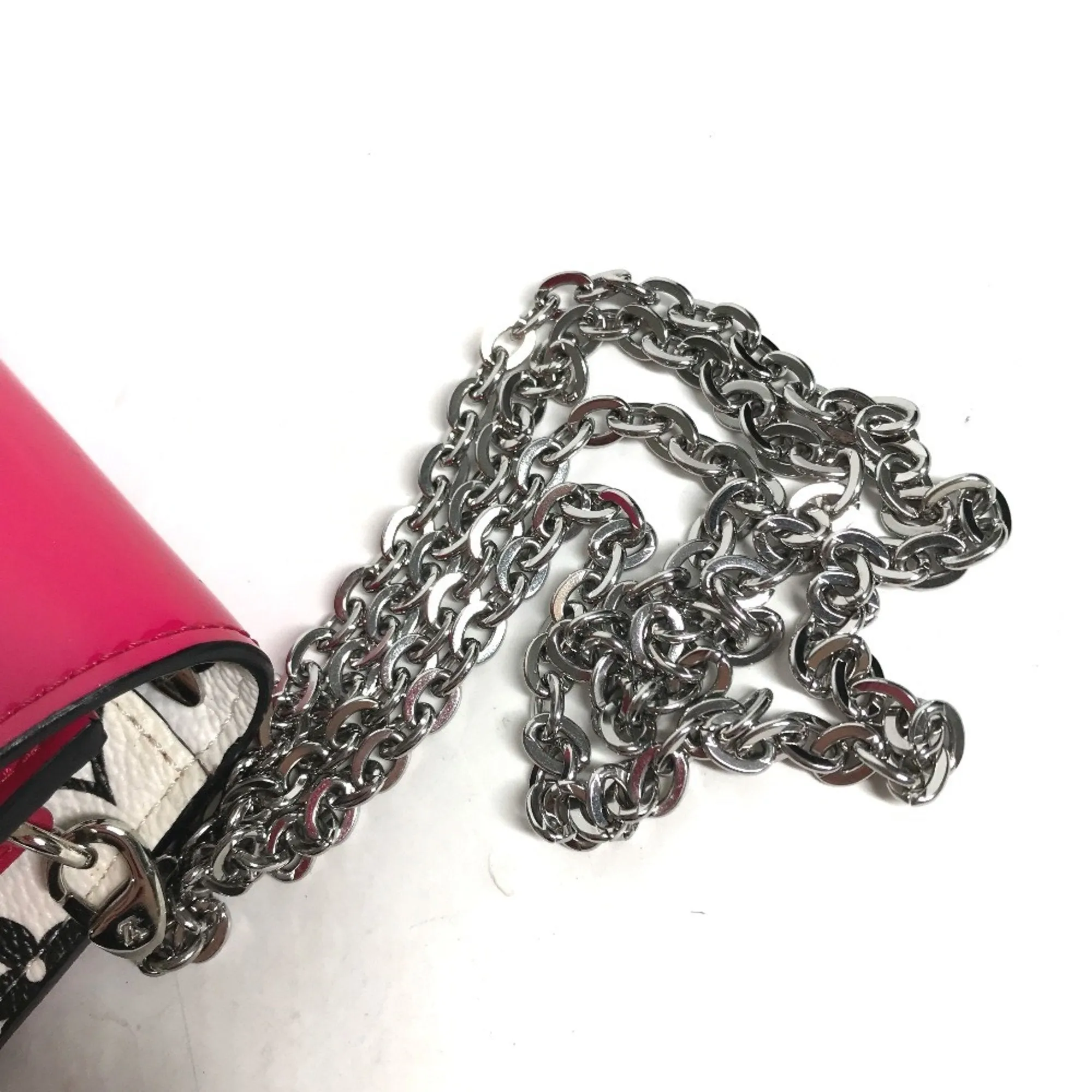 Louis Vuitton Patent Leather Chain/Shoulder Wallet (Pre-Owned)