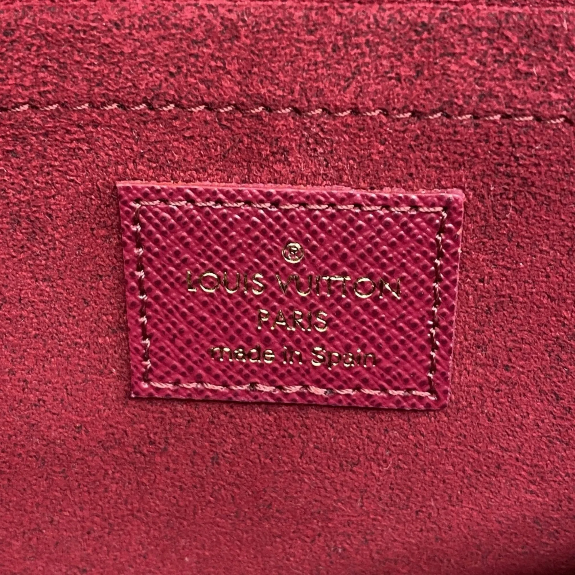 Louis Vuitton pink Chain/Shoulder Wallet (Pre-Owned)