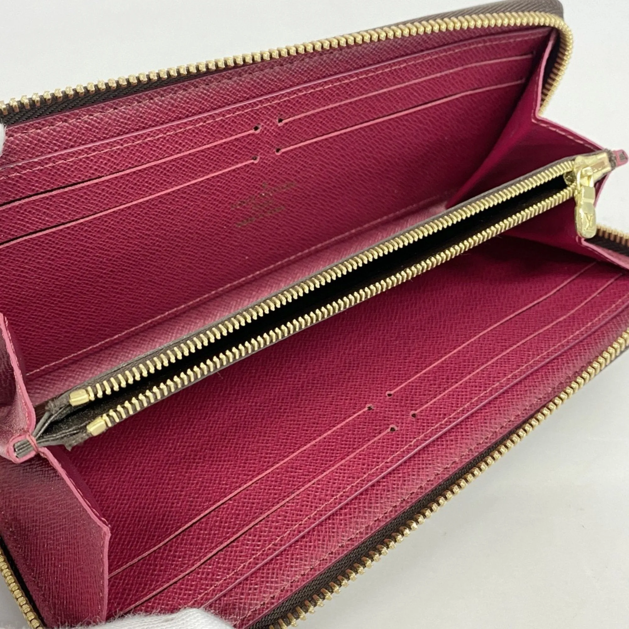 Louis Vuitton pink Long Wallet (Bi-Fold) (Pre-Owned)