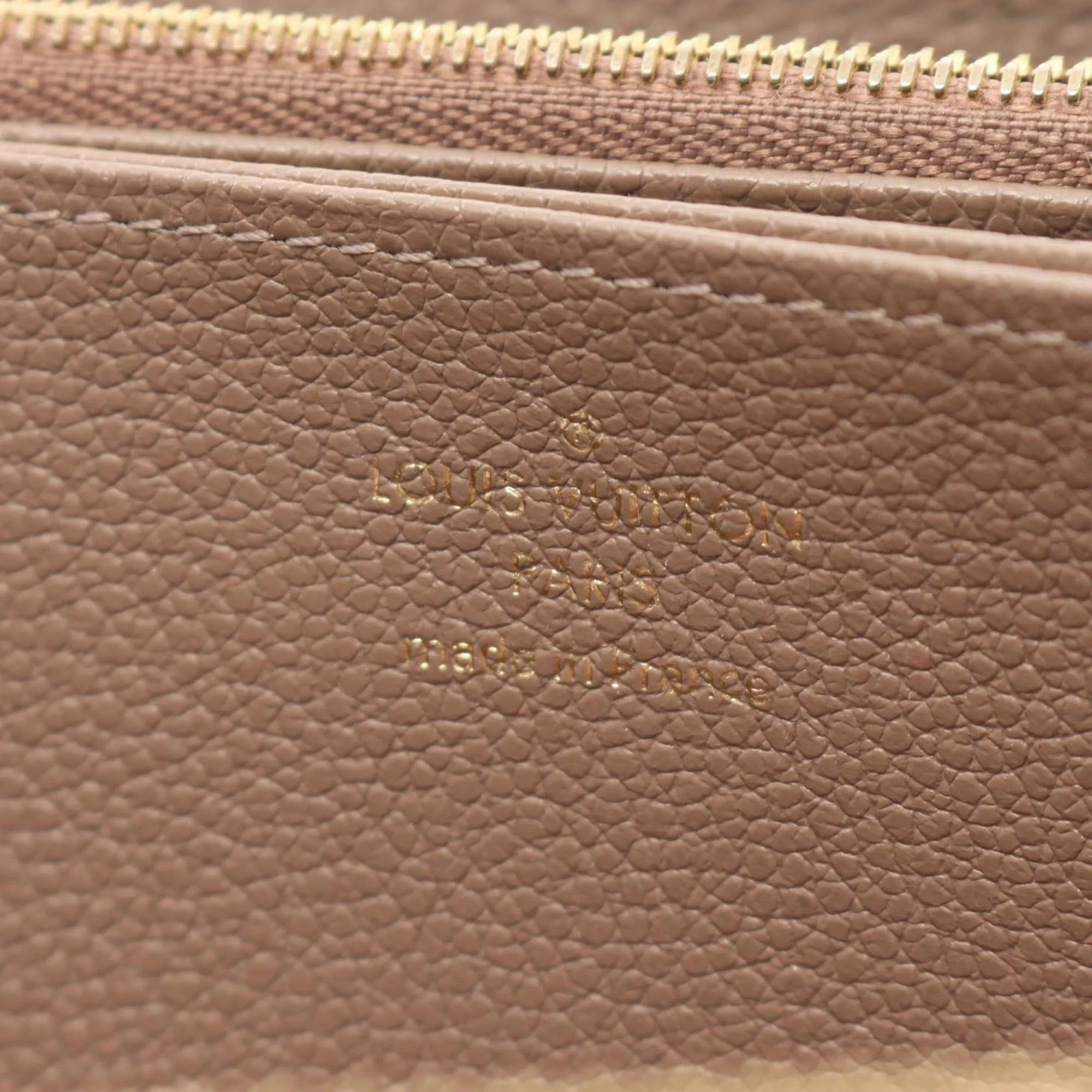 Louis Vuitton Tourterelle Leather Long Wallet (Bi-Fold) (Pre-Owned)