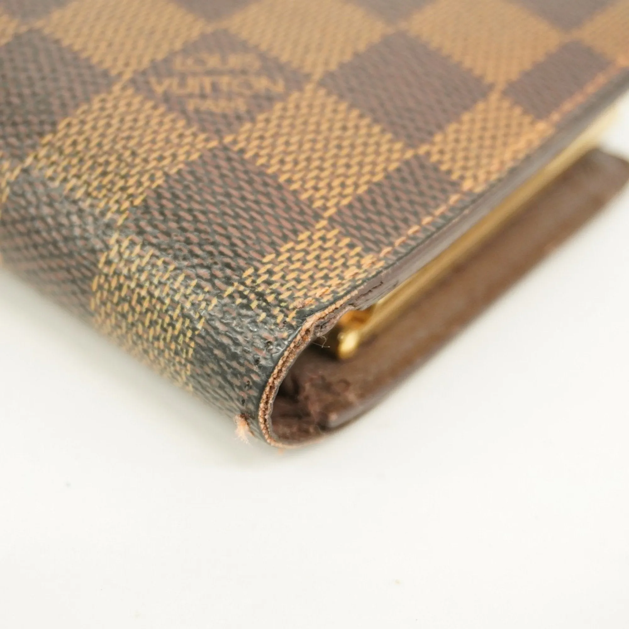 Louis Vuitton Wallet (Bi-Fold) (Pre-Owned)