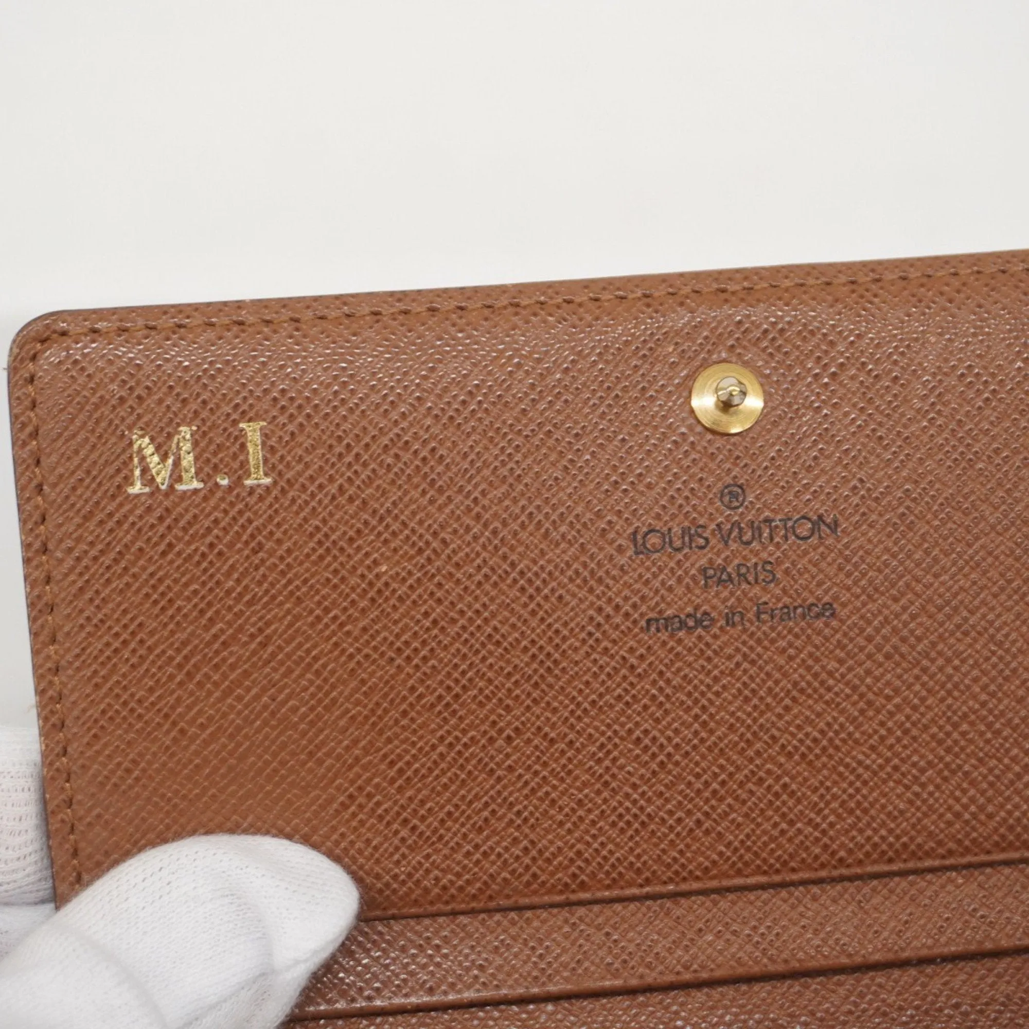 Louis Vuitton Wallet (Bi-Fold) (Pre-Owned)